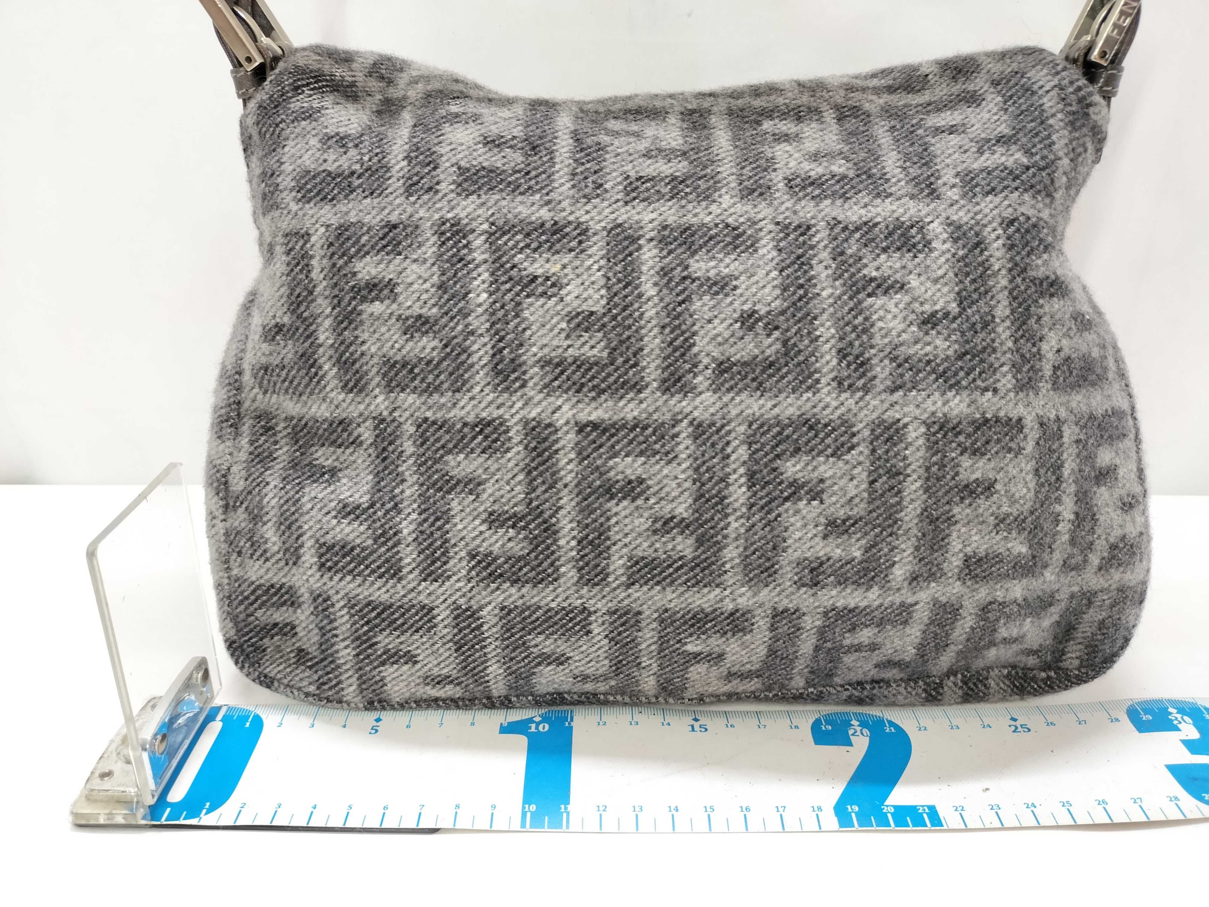 Zucca pattern Fendi Mamma wool shoulder bag — view 2