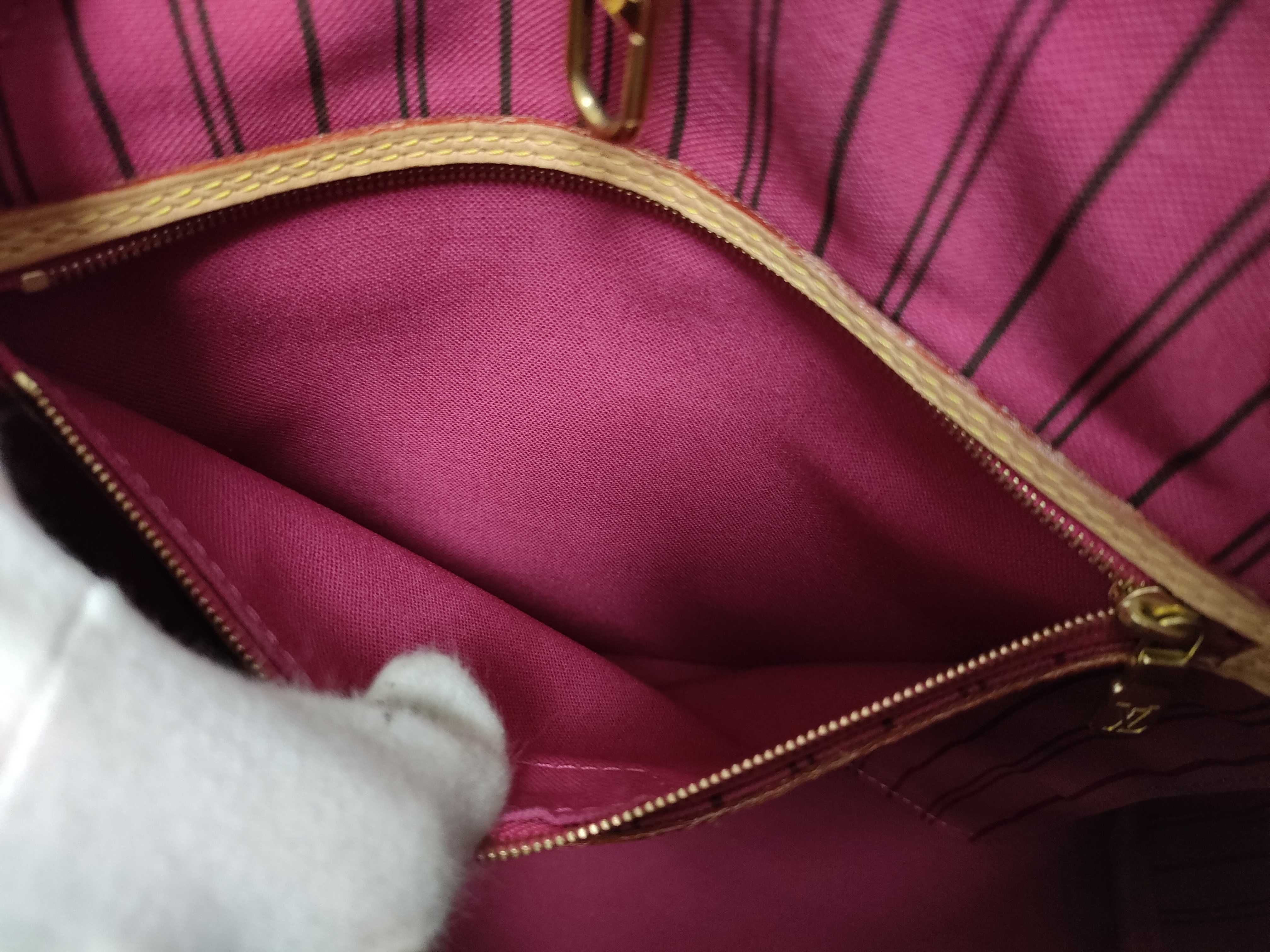 Monogram Louis Vuitton Neverfull MM M41388 Tote Bag — view 10