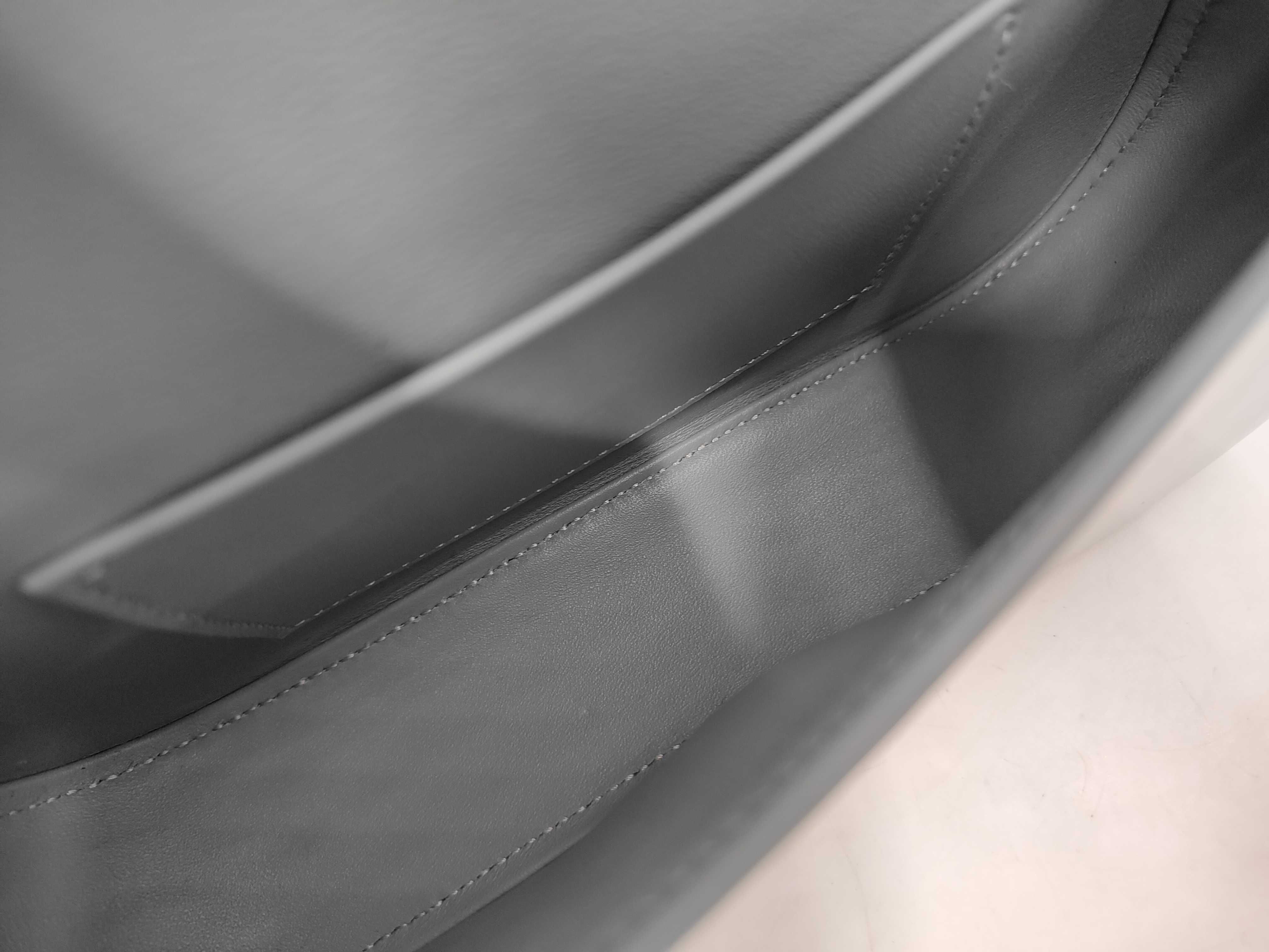 Laura Leather Handbag — view 9