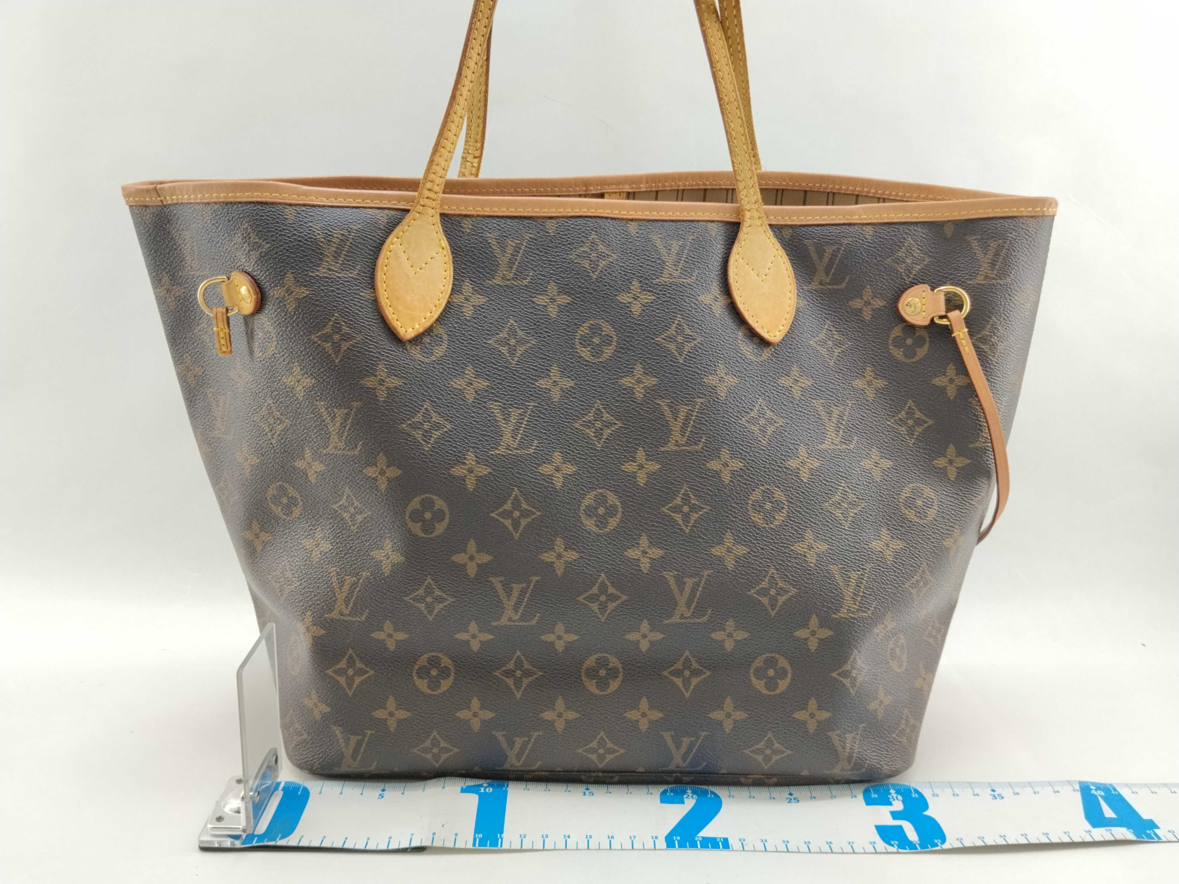 Monogram Neverfull MM Tote Bag — view 2