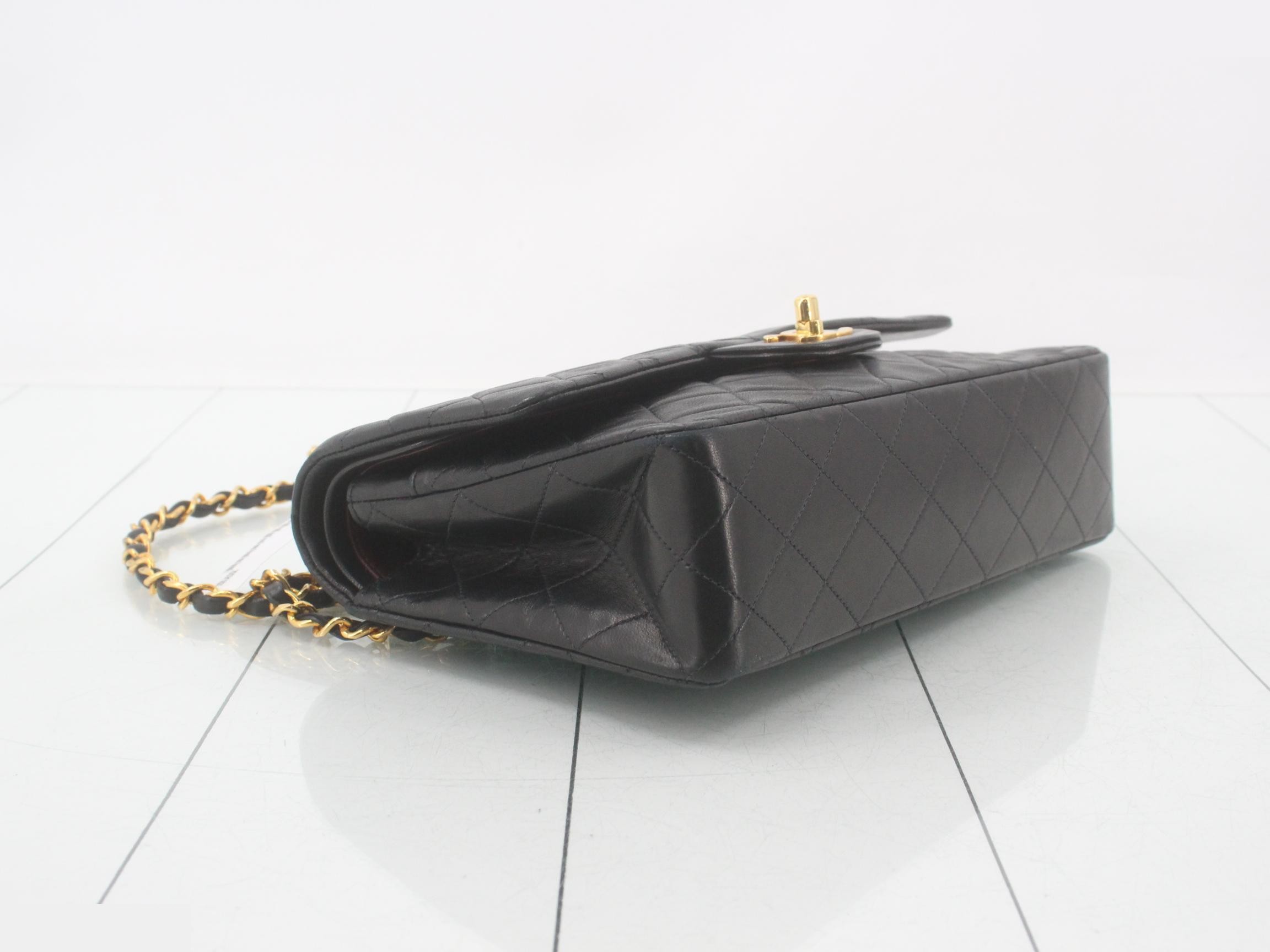 Matelassé lambskin chain shoulder bag, black — view 5