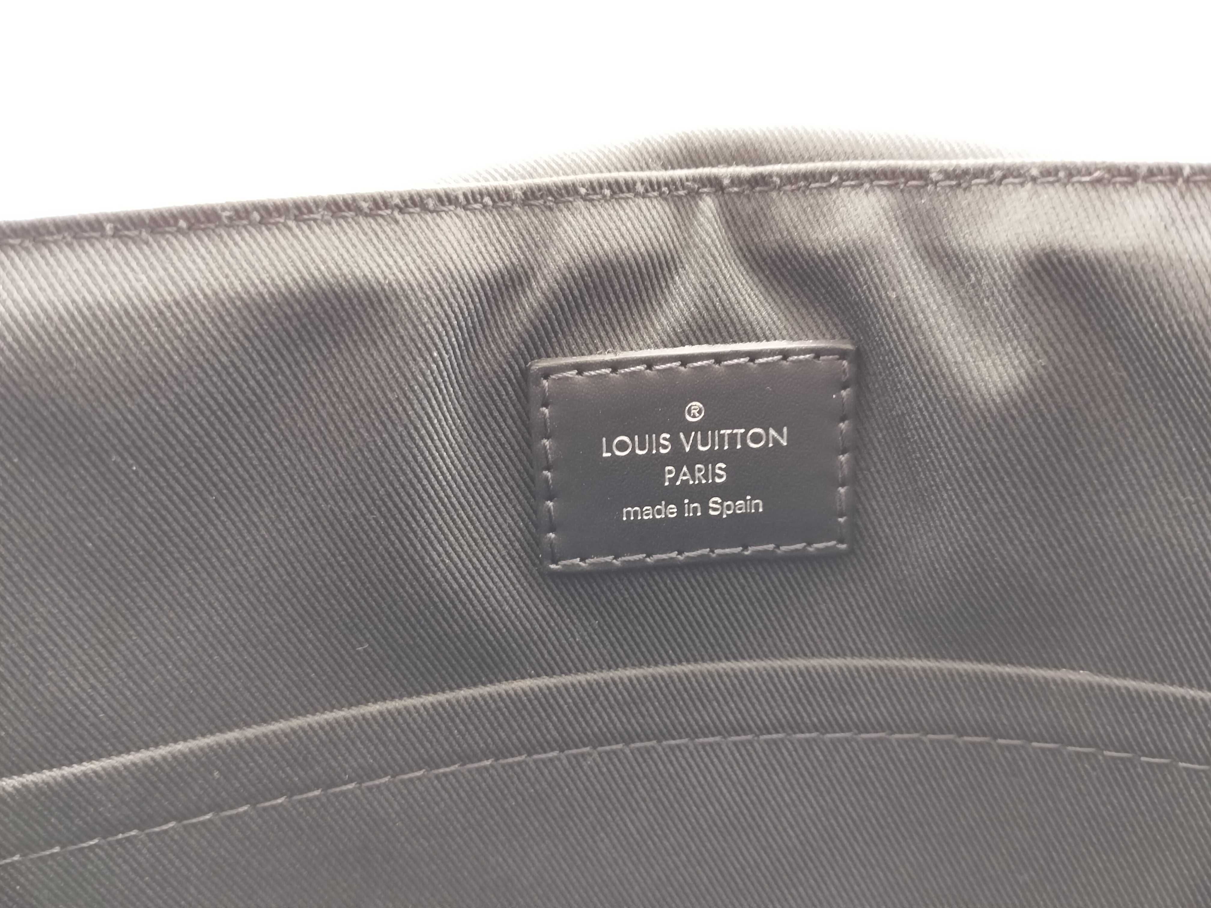 Damier Graphite District PM Shoulder Bag with Silver Hardware CA3118 N41028 — view 12