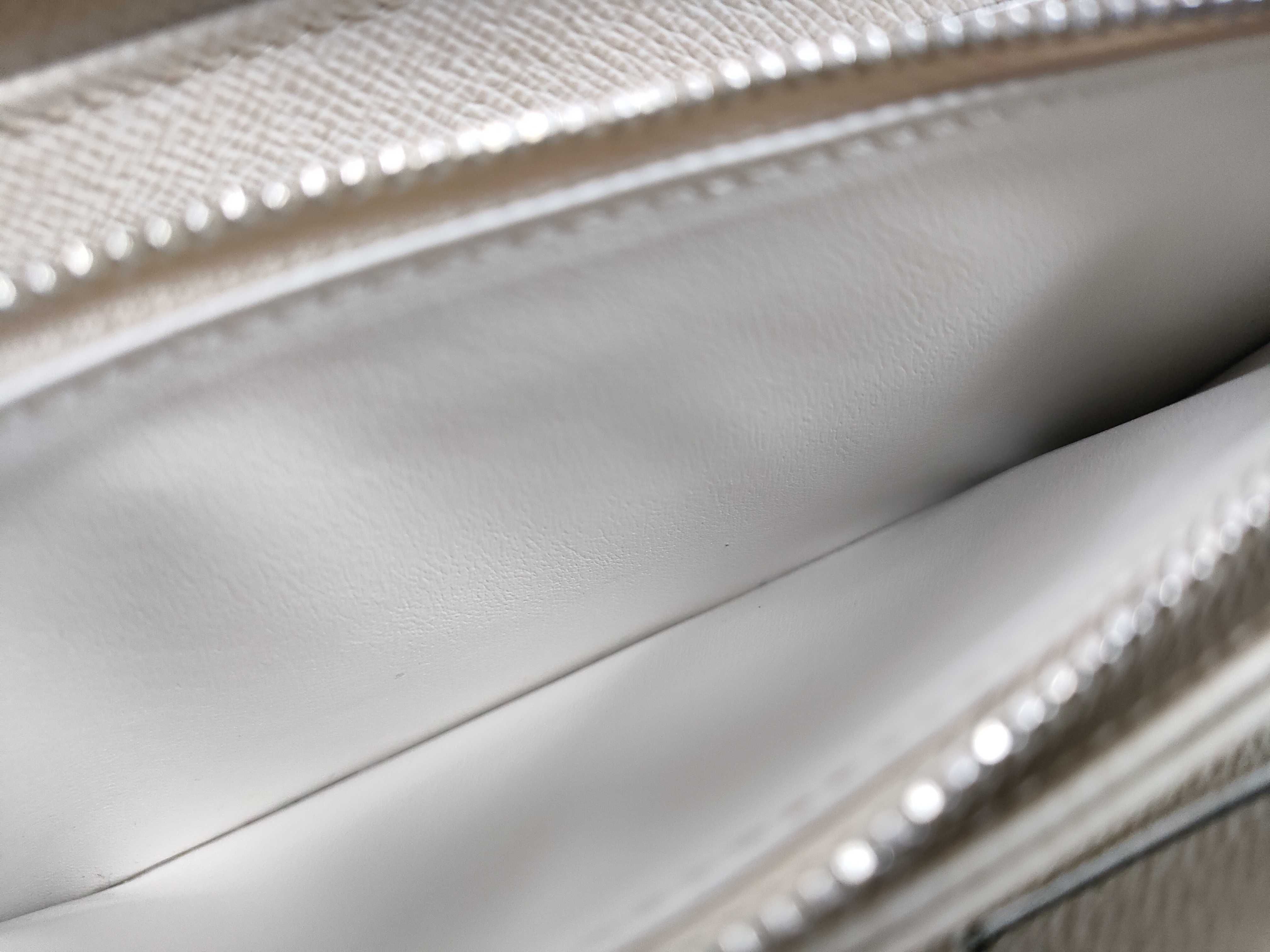 Epi Leather Round Zipper Long Wallet — view 10