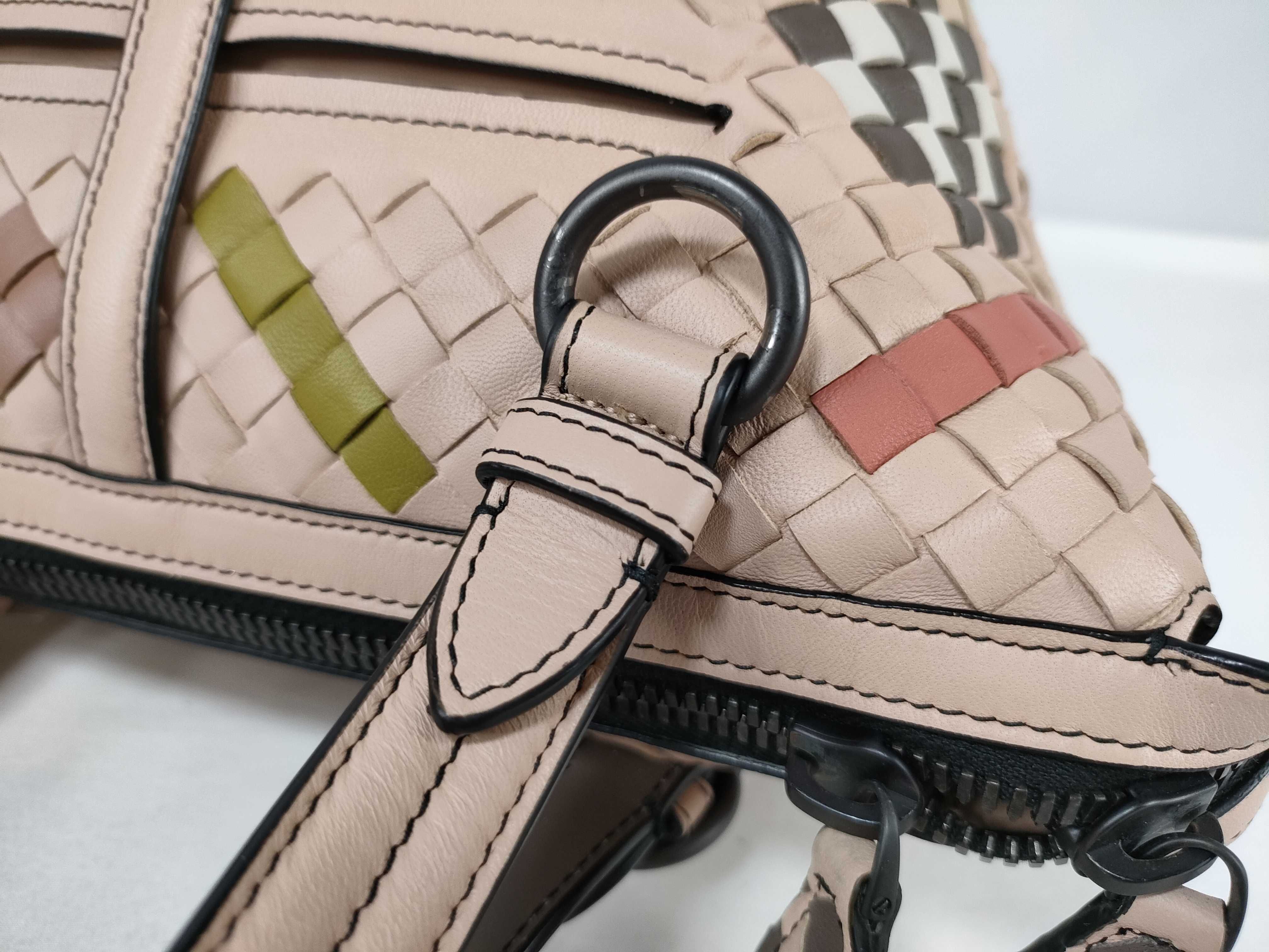 Intrecciato Taambuura Abstract Pink Tote Bag — view 5