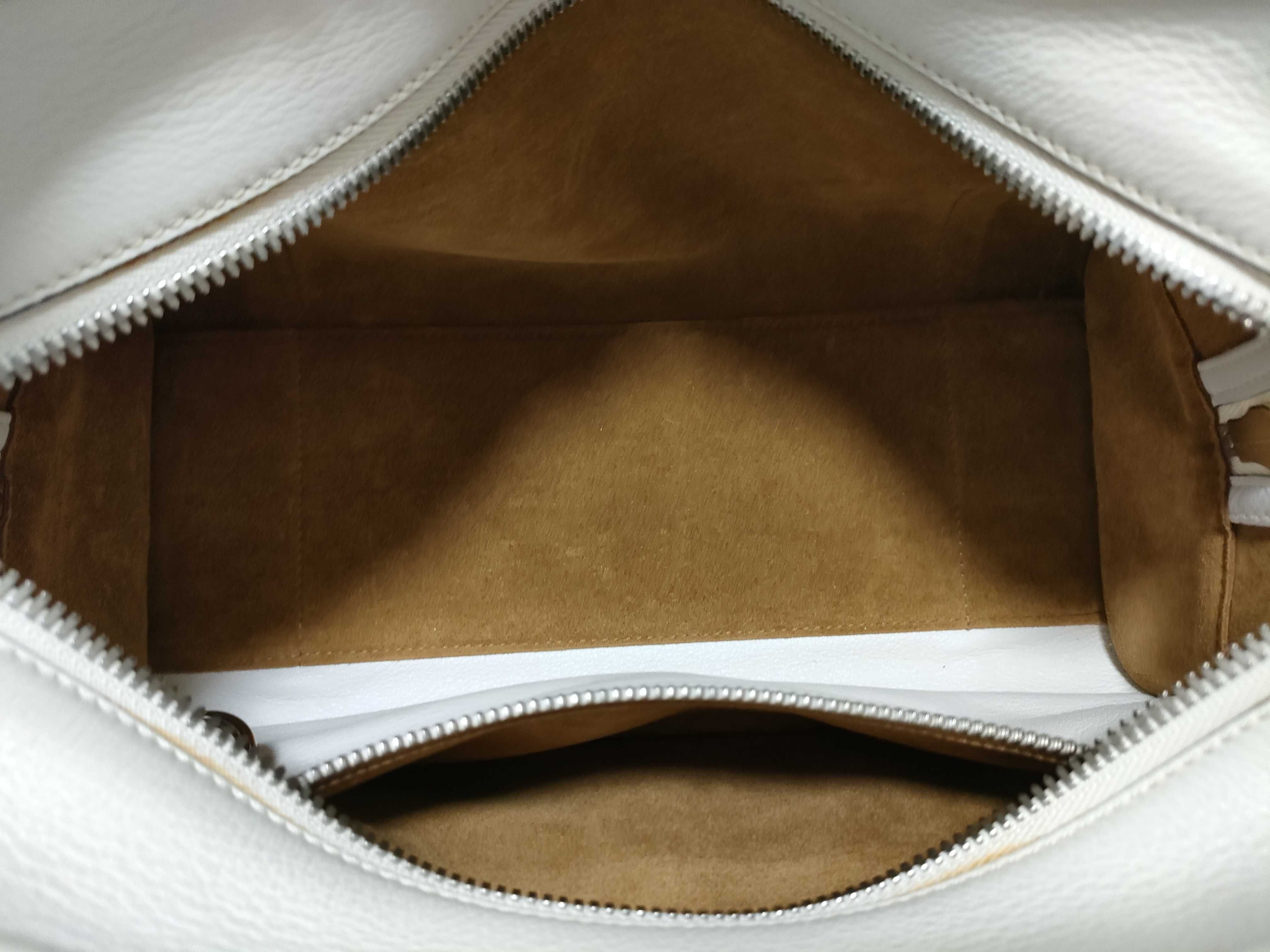 Amazona 28 Anagram 2-way Calfskin Handbag — view 10