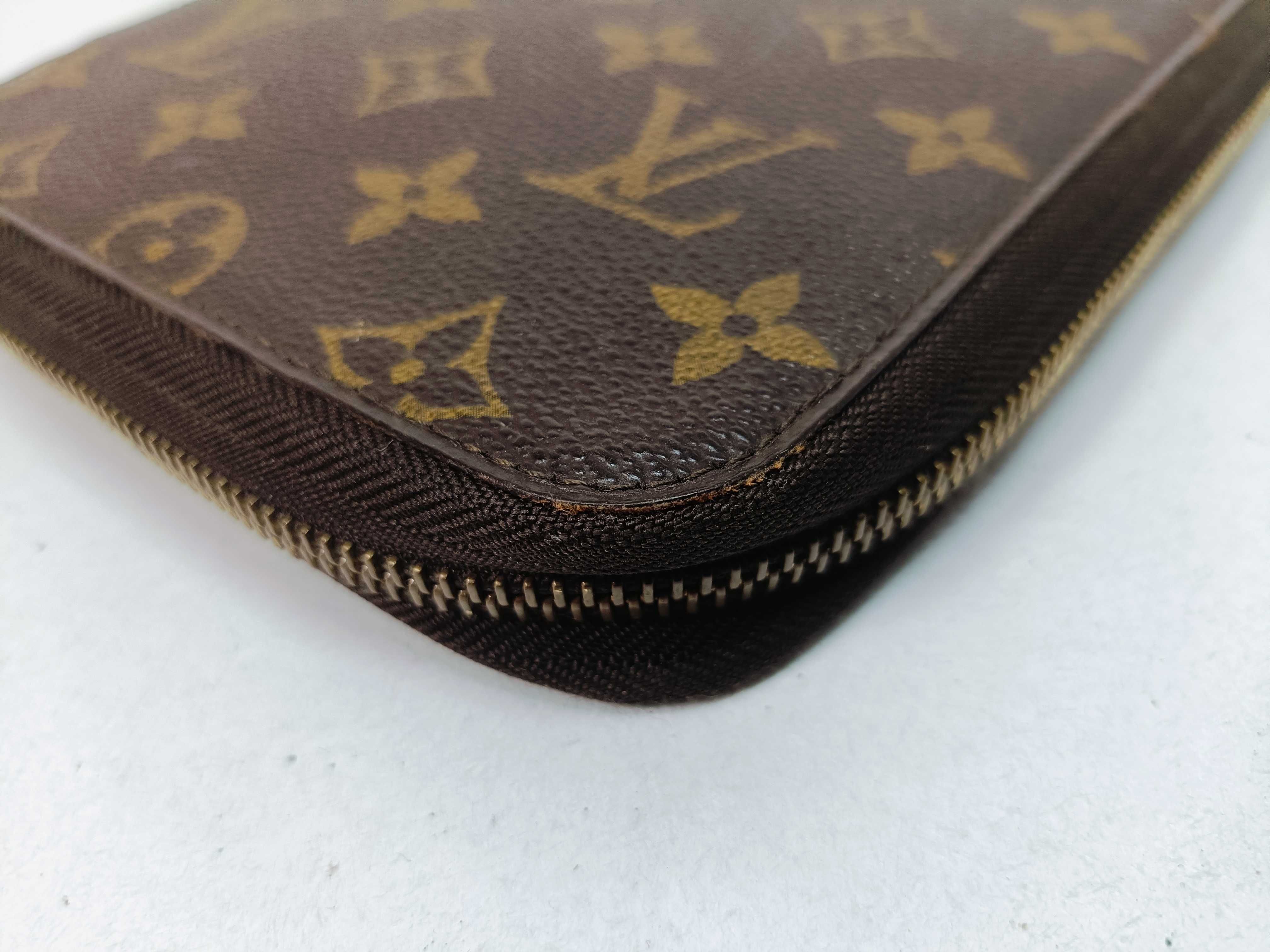 Monogram M60119 Organizer de Voyage Clutch Second Bag — view 6