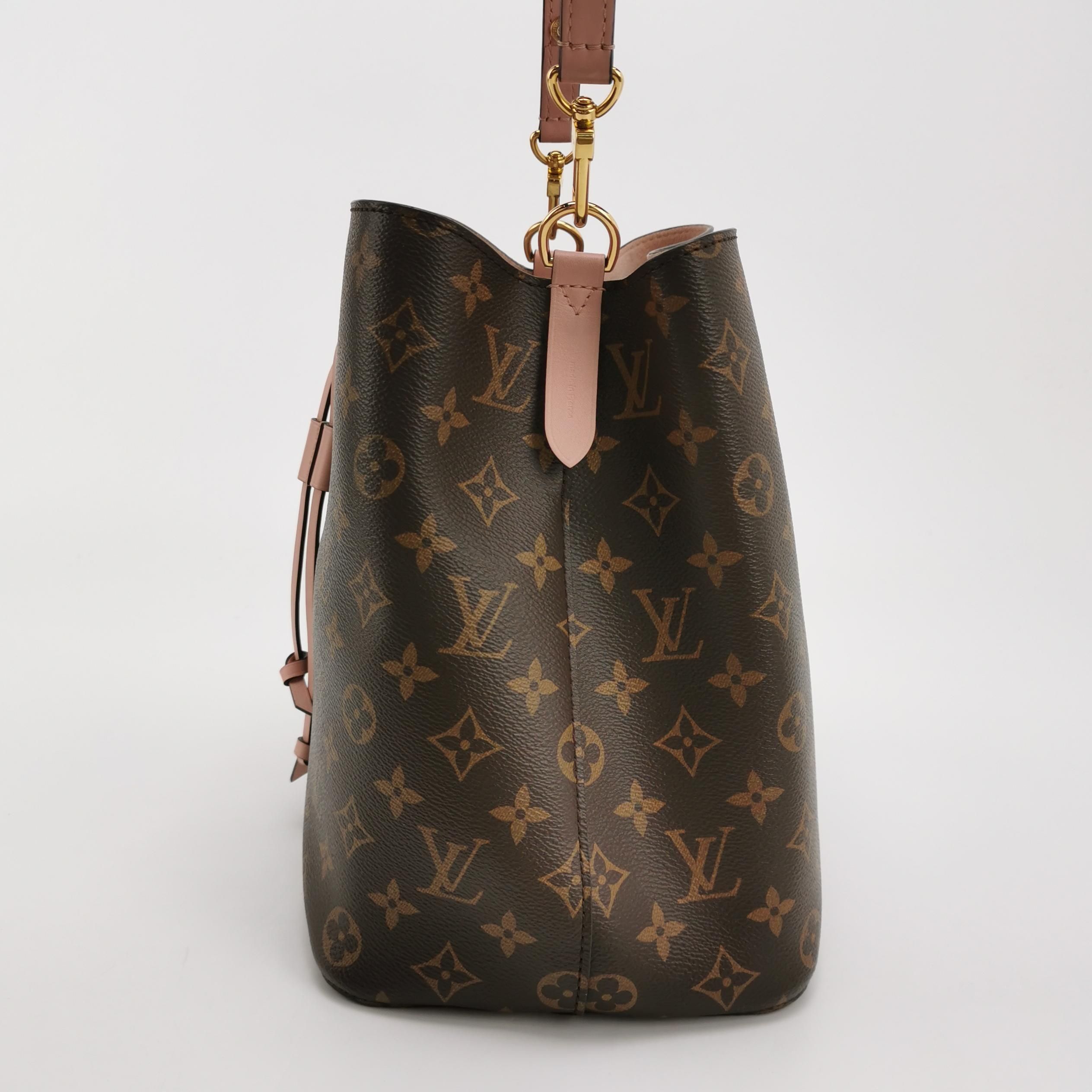 NéoNoé MM, Monogram — view 2
