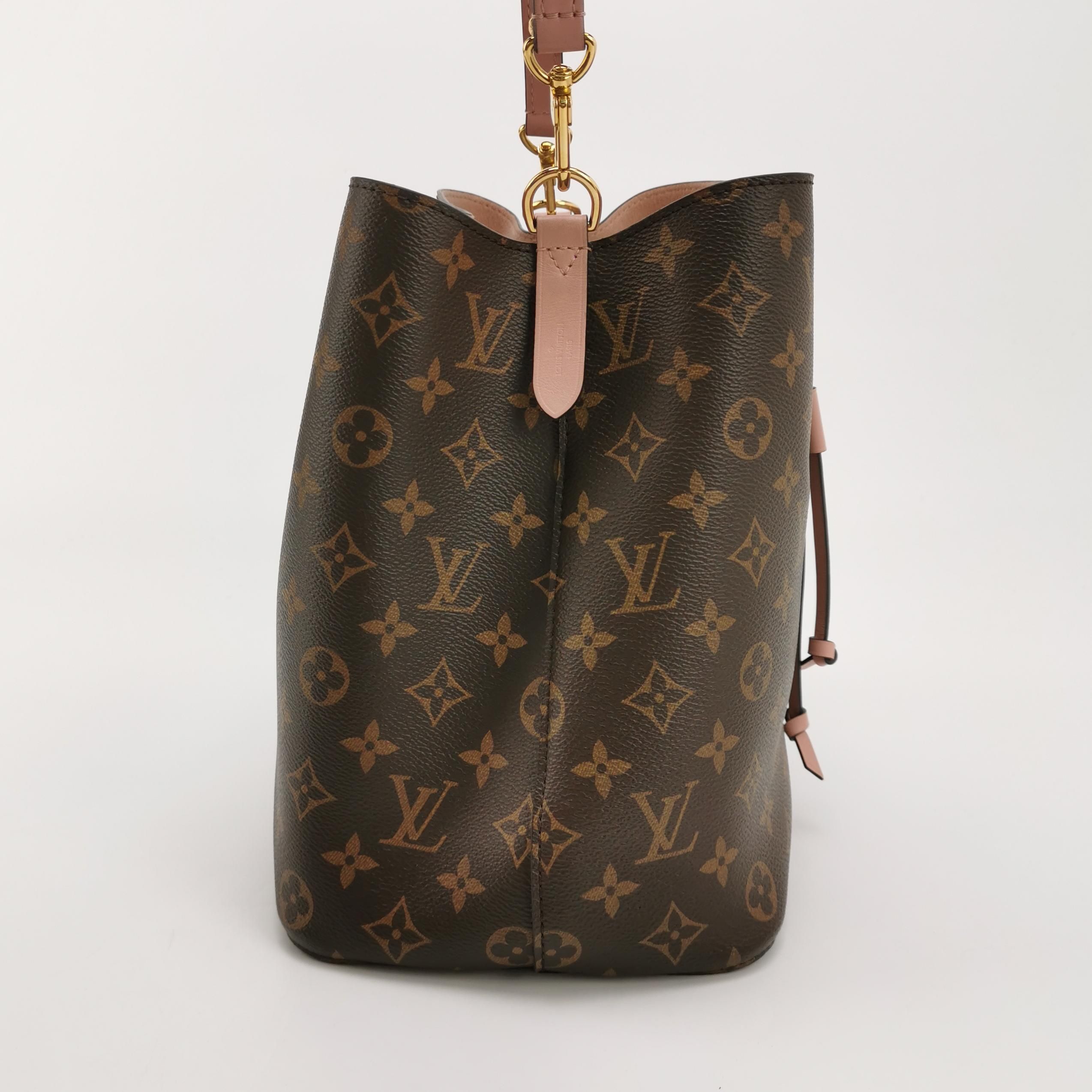 NéoNoé MM, Monogram — view 3