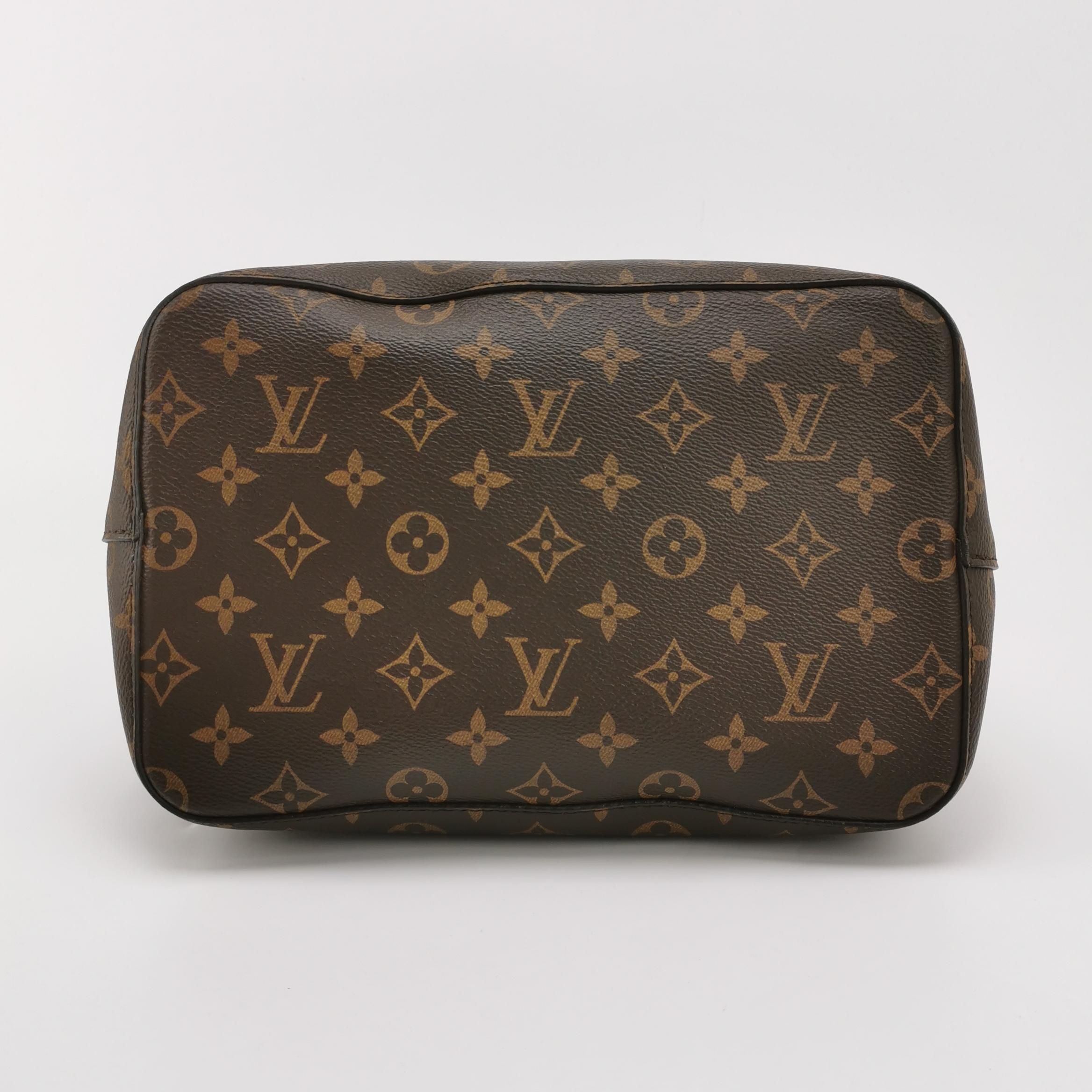 NéoNoé MM, Monogram — view 5
