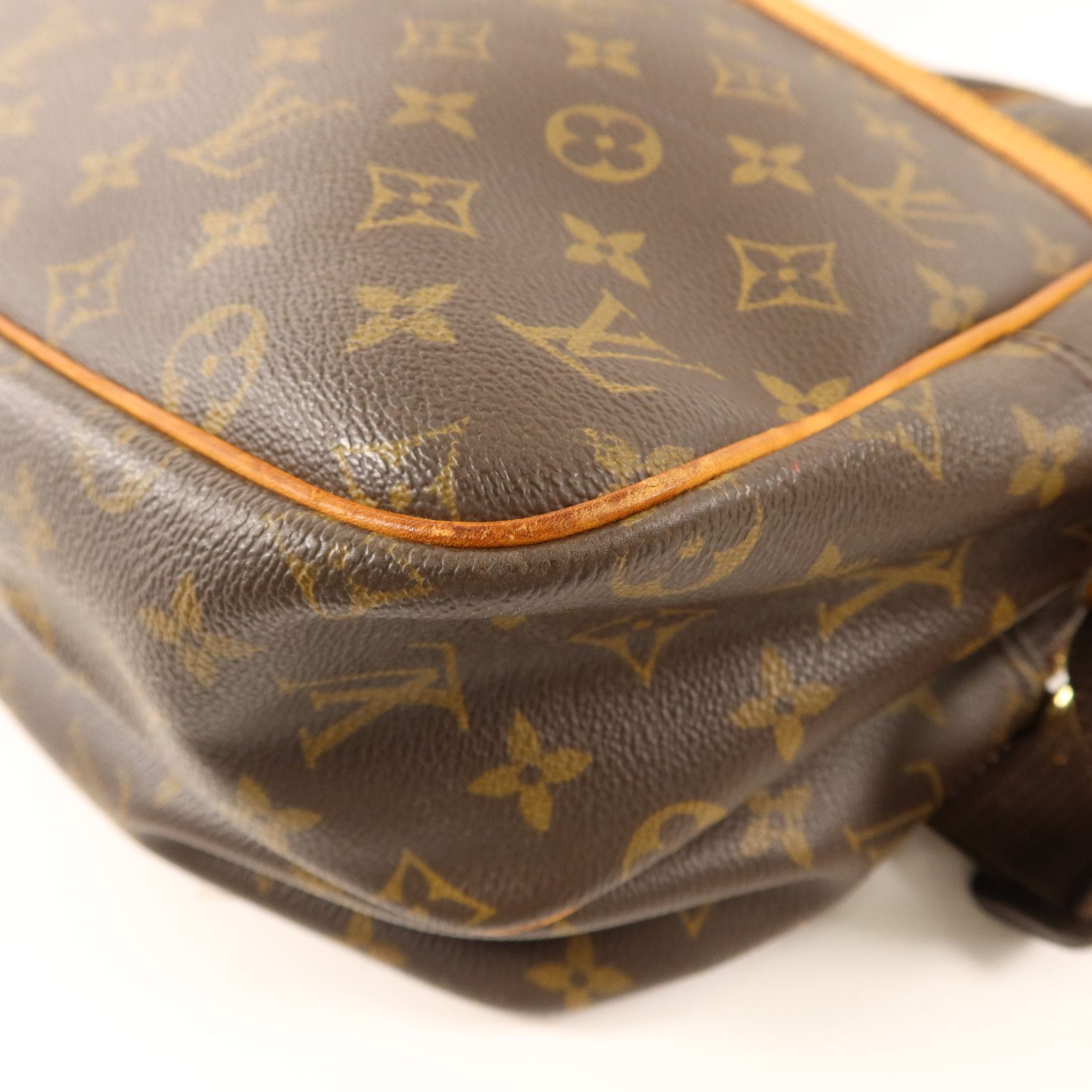 Monogram Reporter Gm Jinxian Shoulder Back Bag Brown Shoulder Bag M 45252 — view 11
