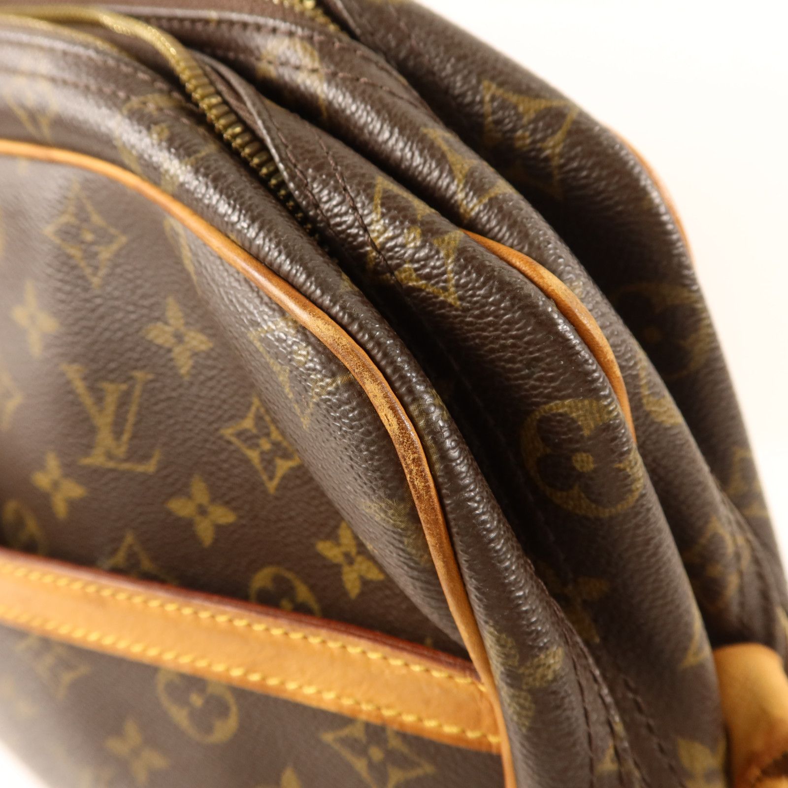 Monogram Reporter Gm Jinxian Shoulder Back Bag Brown Shoulder Bag M 45252 — view 20