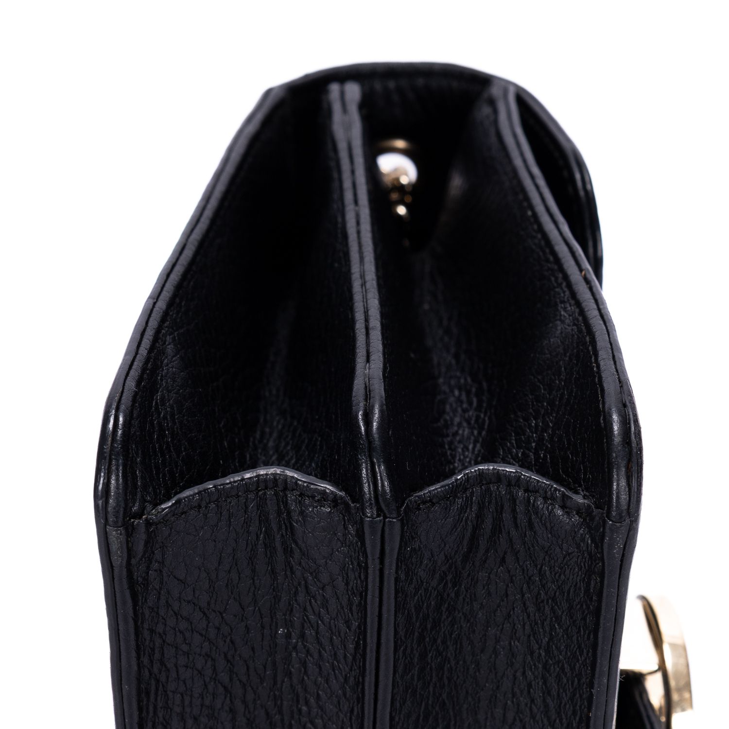Interlocking G Chain Interlocking G Black Black Grained Leather Gold — view 8