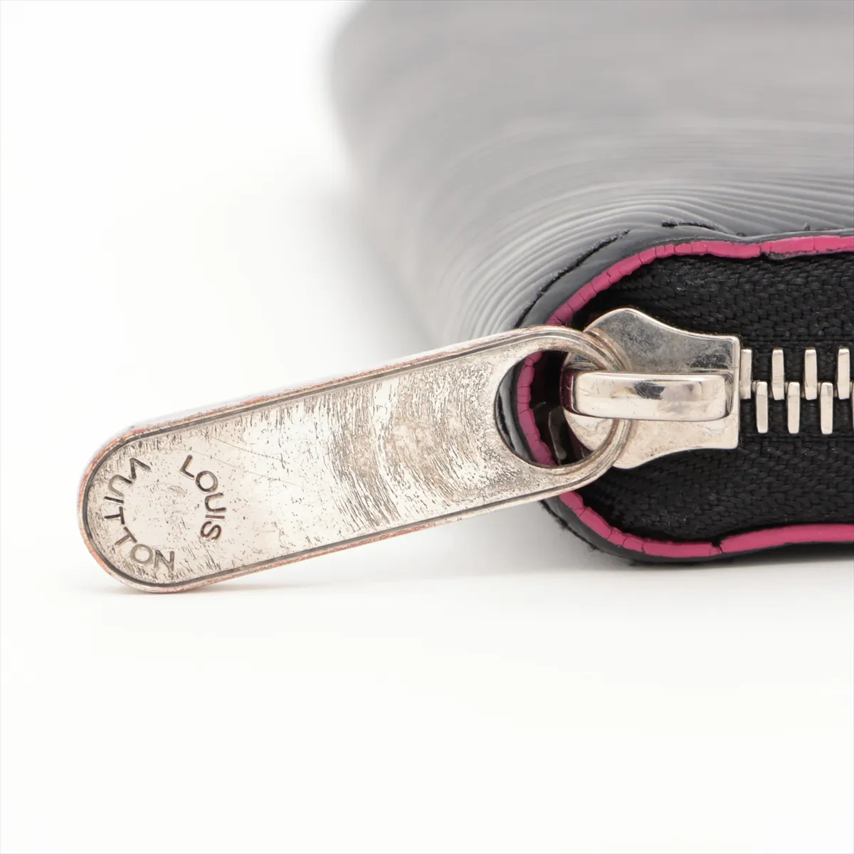 Epi Zippy Wallet M64838 GI0241 Noir x Hot Pink Round Zip Wallet — view 14