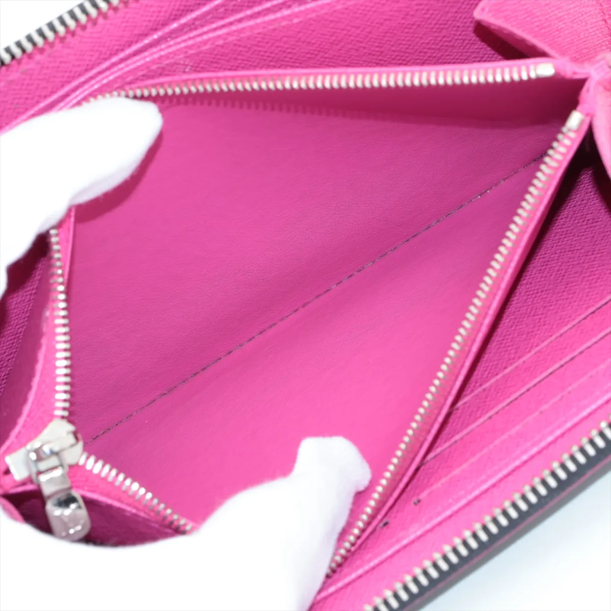 Epi Zippy Wallet M64838 GI0241 Noir x Hot Pink Round Zip Wallet — view 10