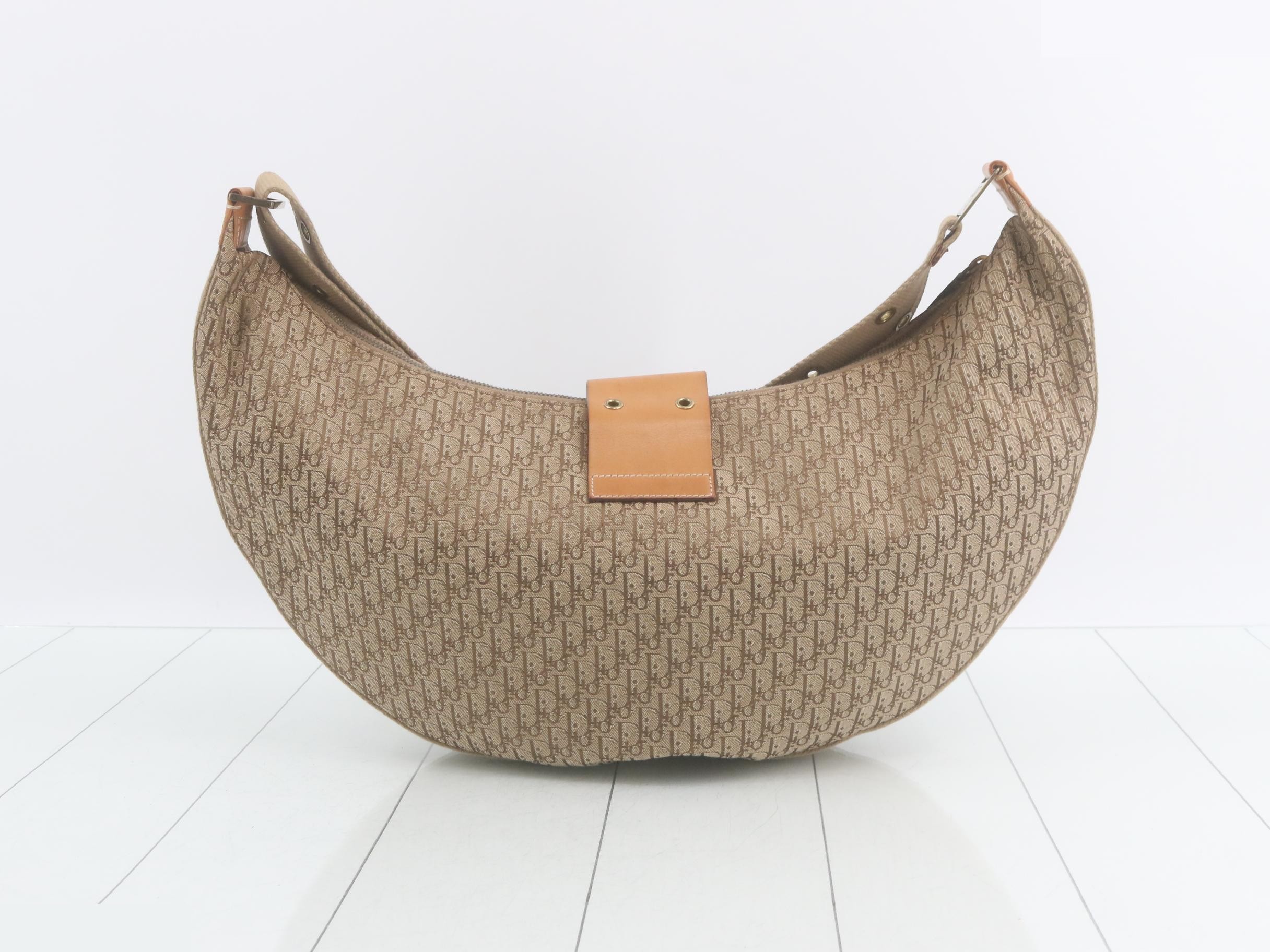 Trotter Shoulder Bag, Brown, Size 24, 0043 — view 2