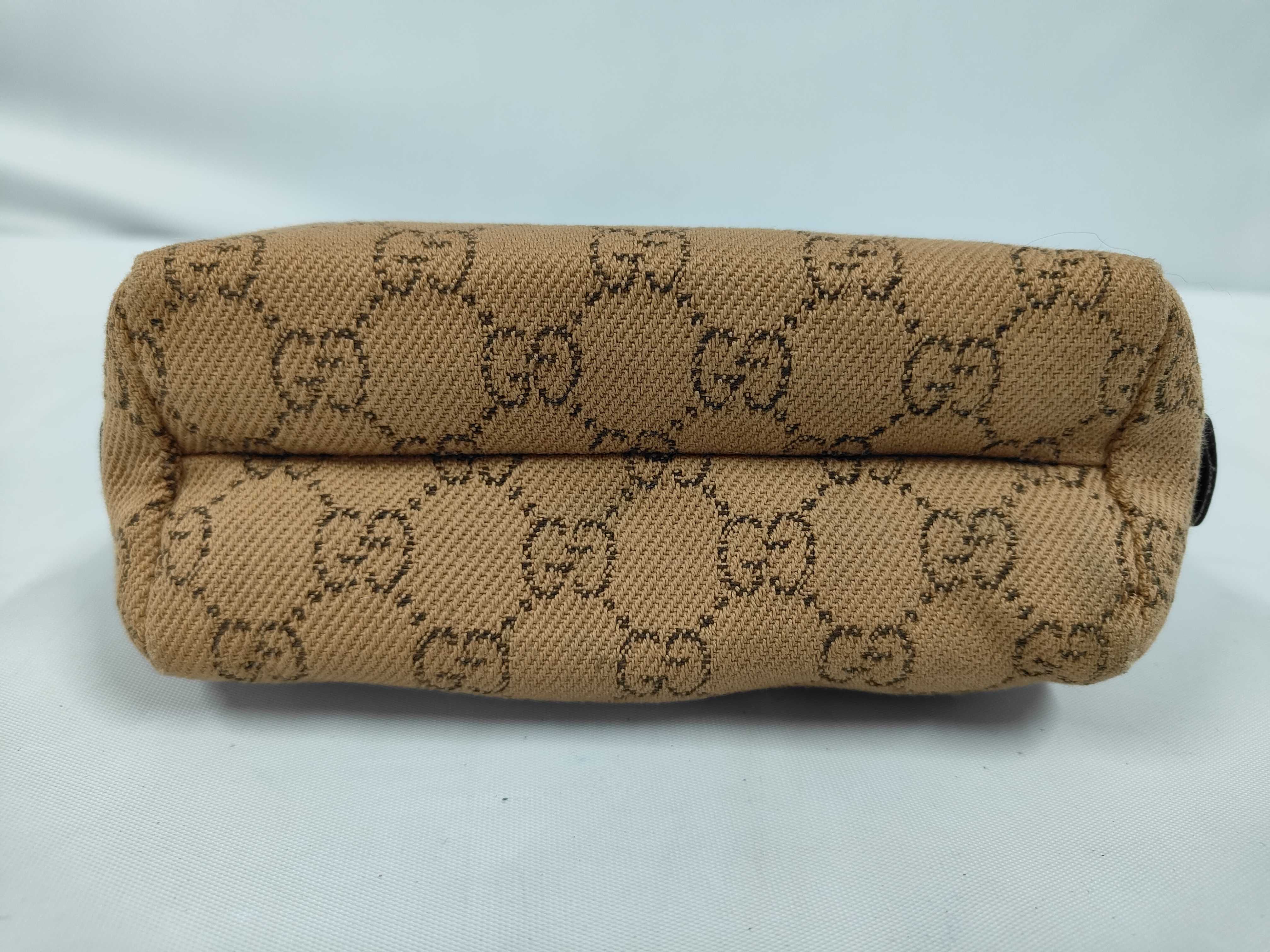 pouch — view 3