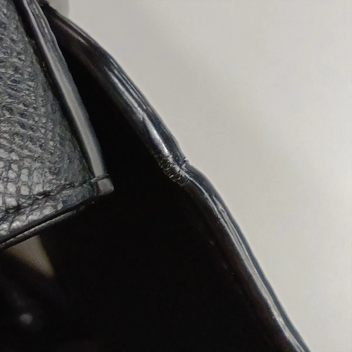 Montaigne 30 Leather Shoulder Bag, Black — view 9