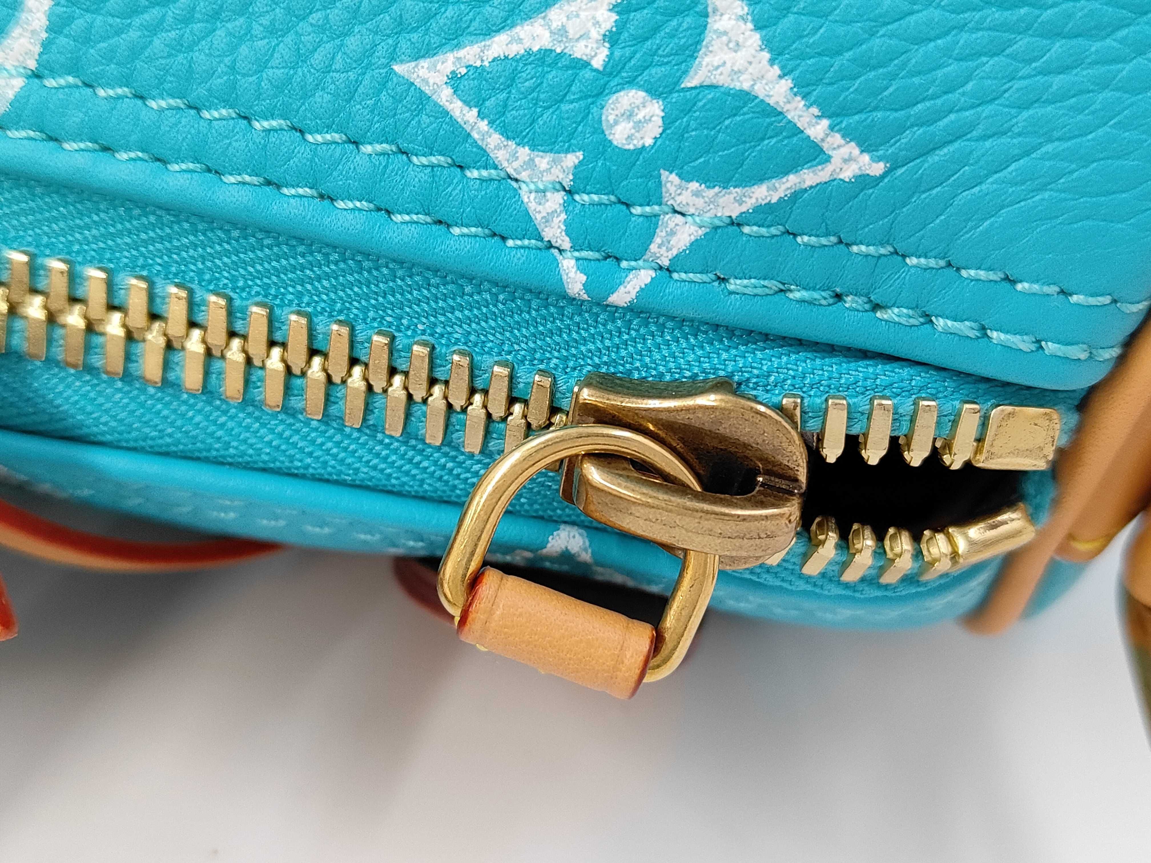 Speedy P9 Bandoulière 40 Monogram Turquoise M11564 RFID Shoulder Bag — view 8