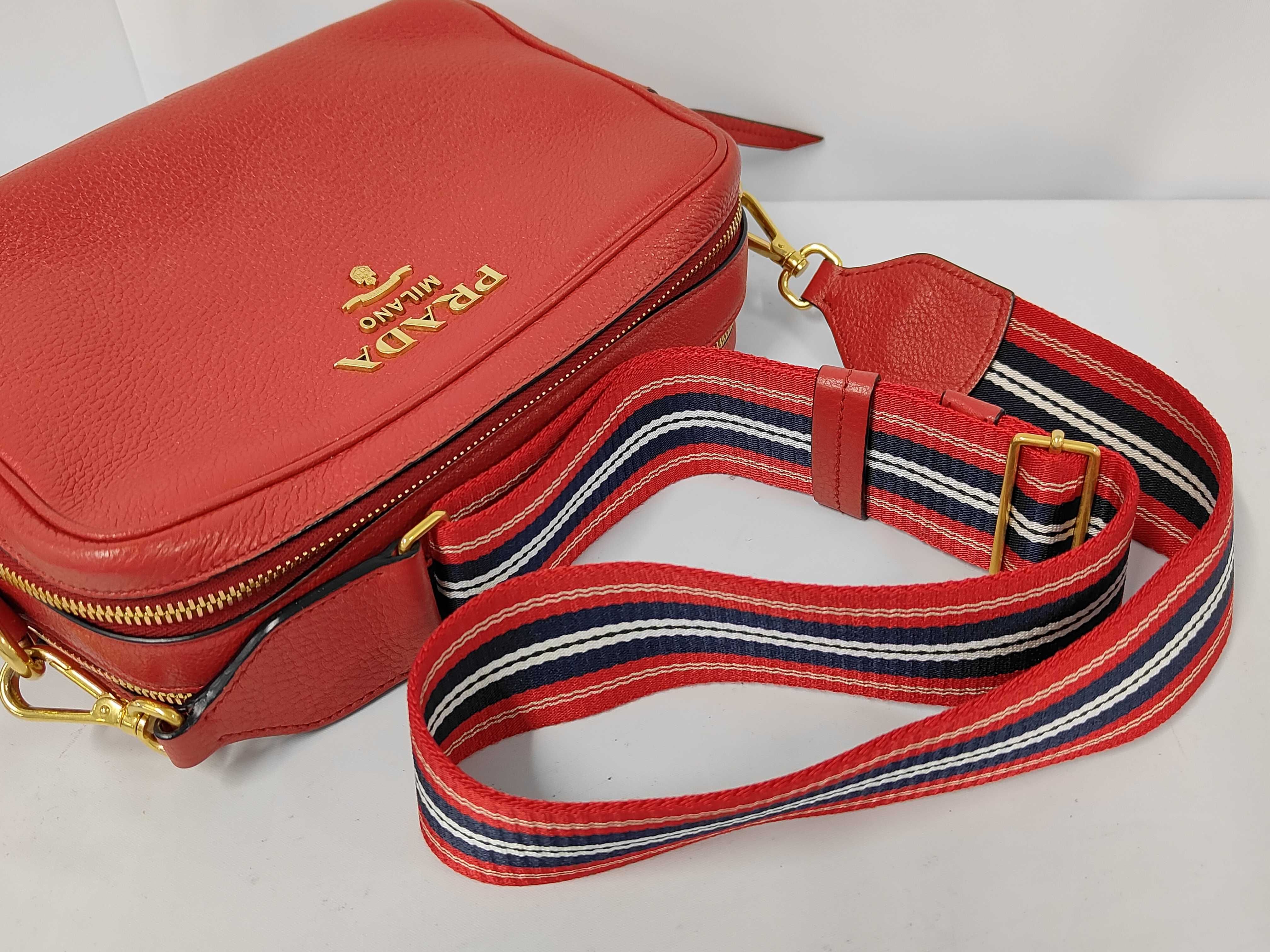 Vitello Daino Small Shoulder Bag 1BH082 Shoulder Bag — view 3