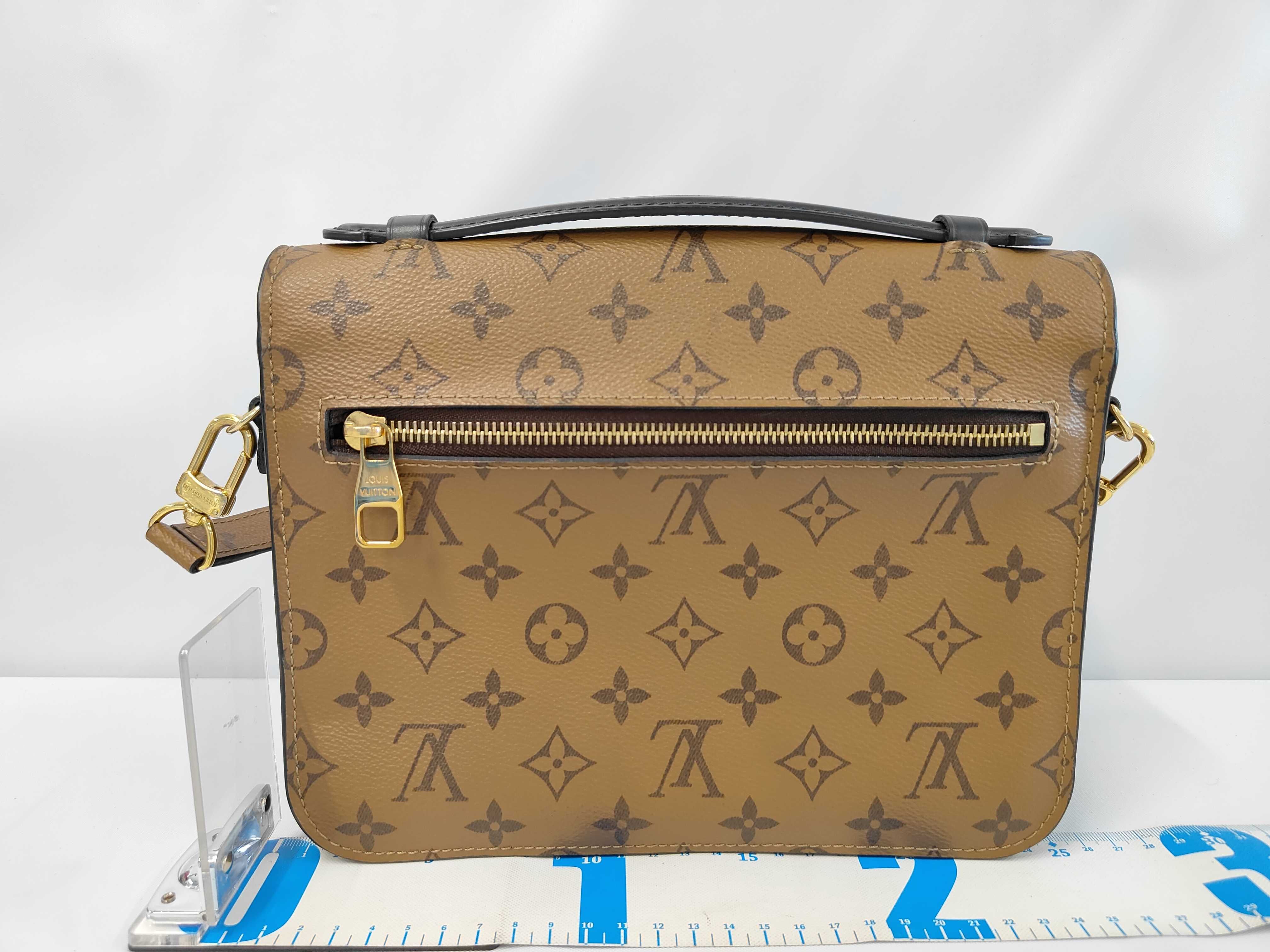 Pochette Métis M44876 Shoulder Bag — view 2