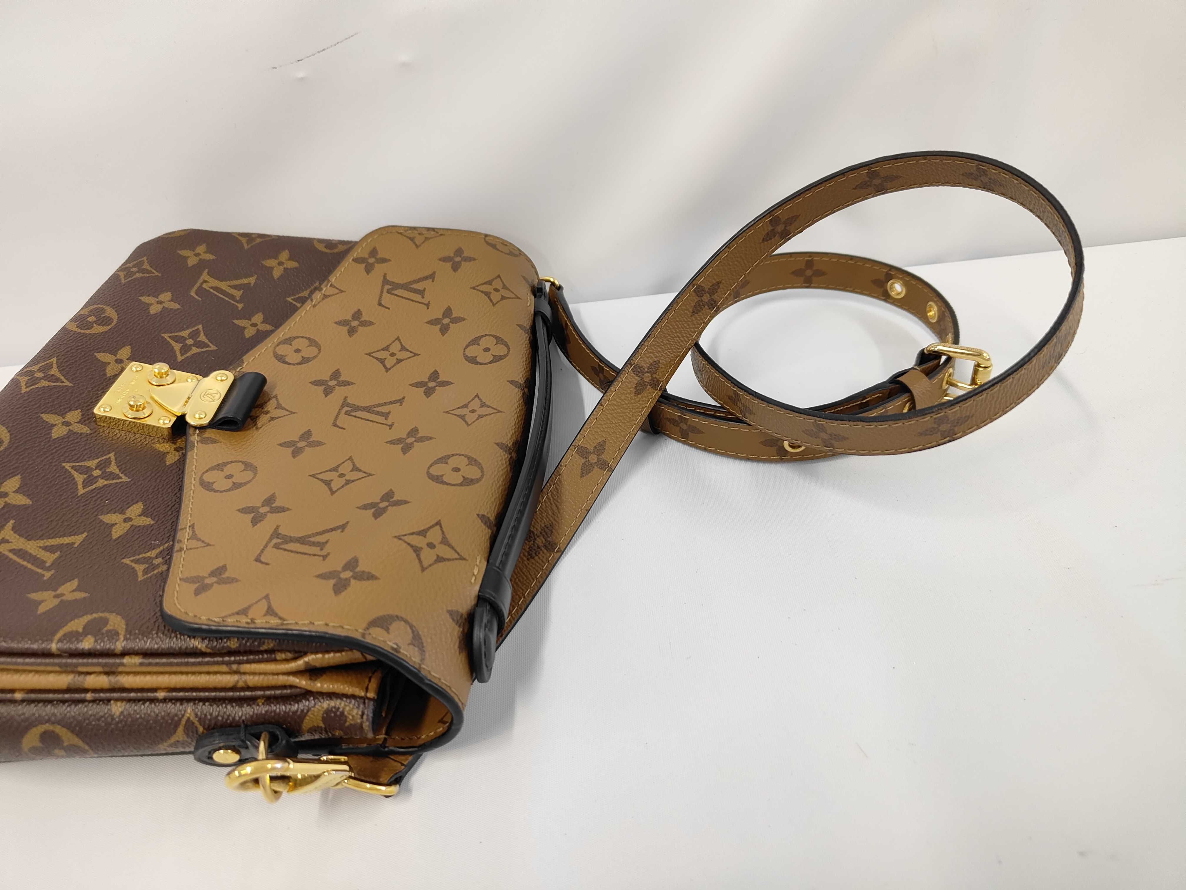 Pochette Métis M44876 Shoulder Bag — view 5