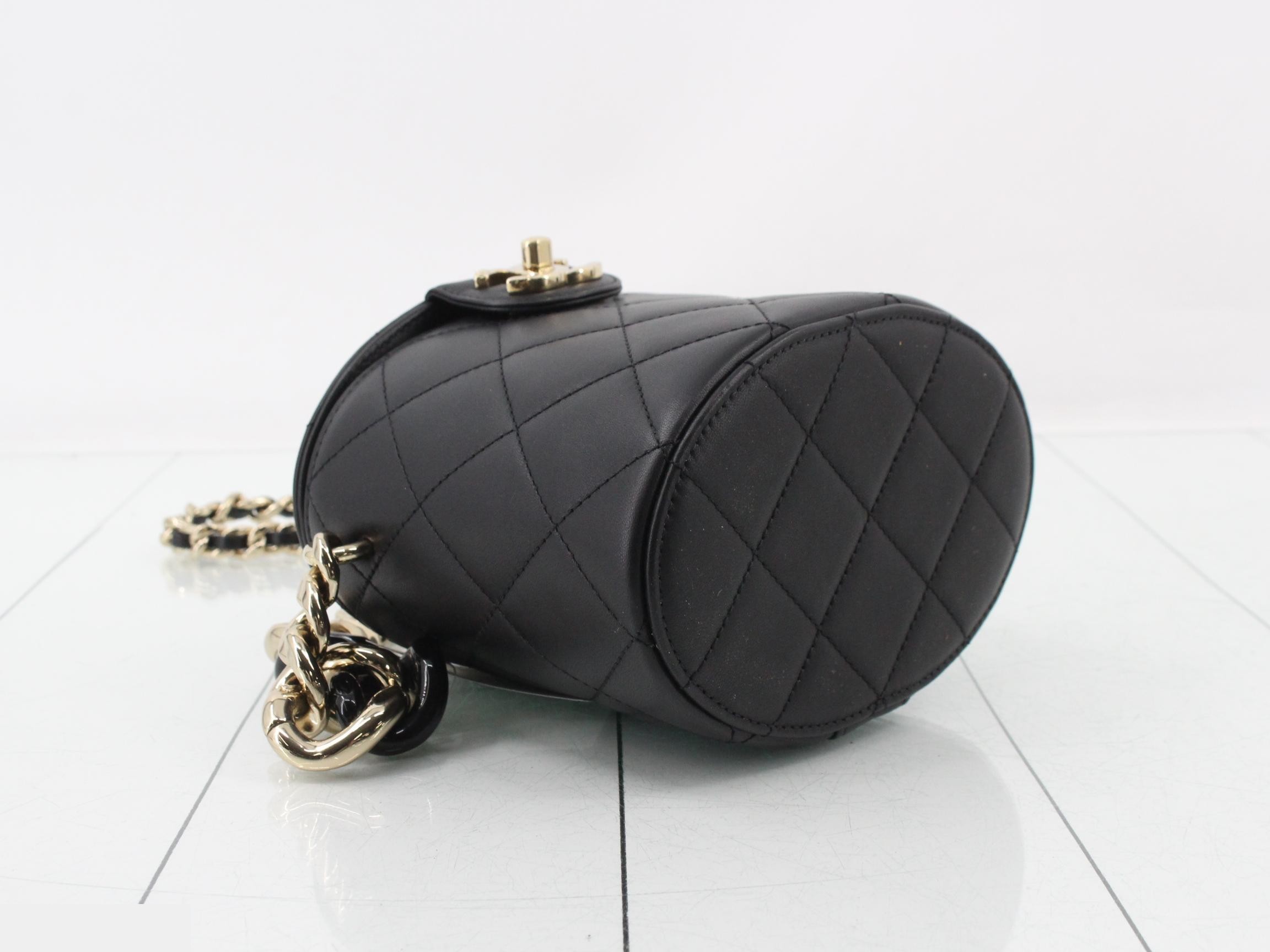Matelassé Lambskin 2-Way Vanity — view 5