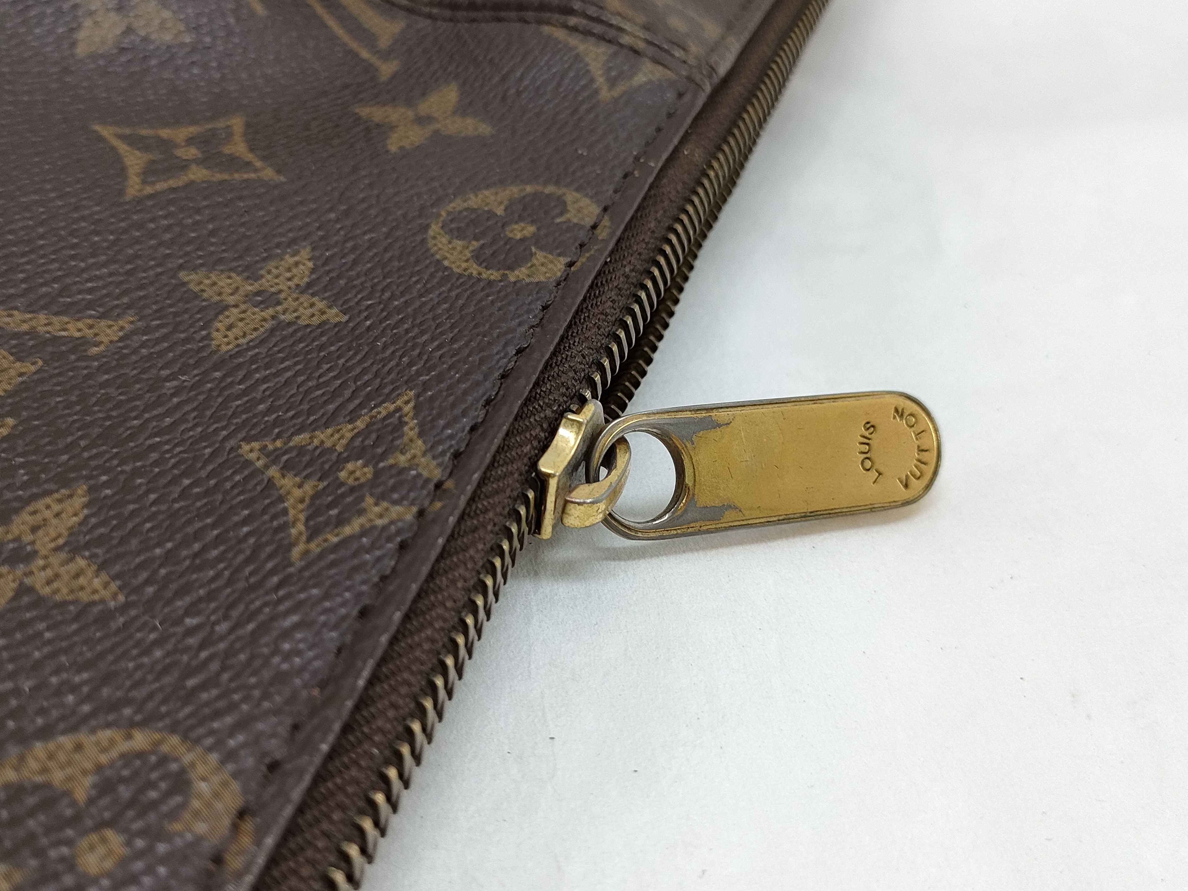 Monogram ID - Monogram canvas Totally MM M56689 Brown Tote Bag — view 15