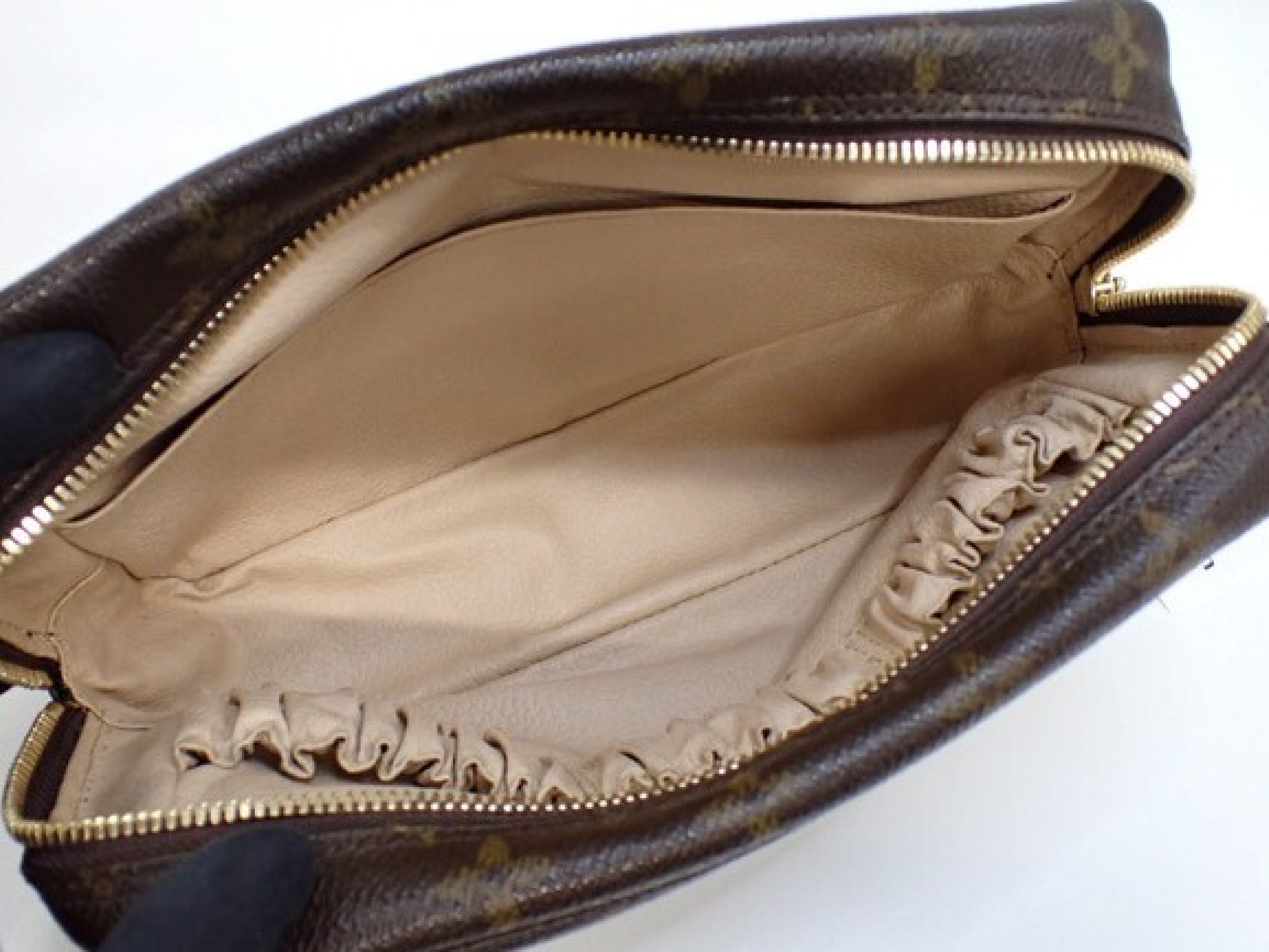 Trousseau Toilette Pouch — view 5