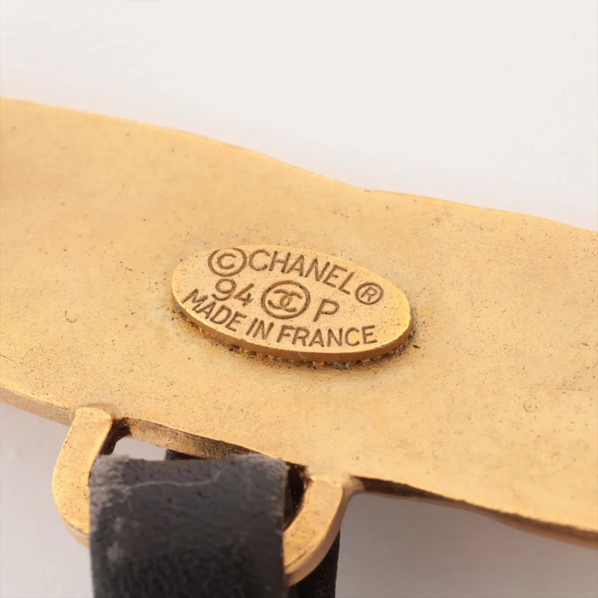 Cocomark 94P Brooch GP x Leather Black x Gold — view 4