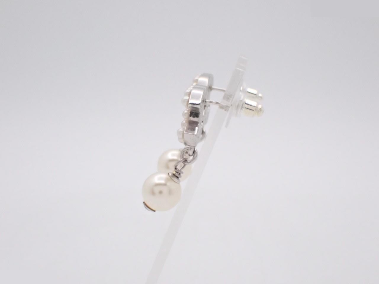 Earrings, Coco Mark, Pearl — view 3
