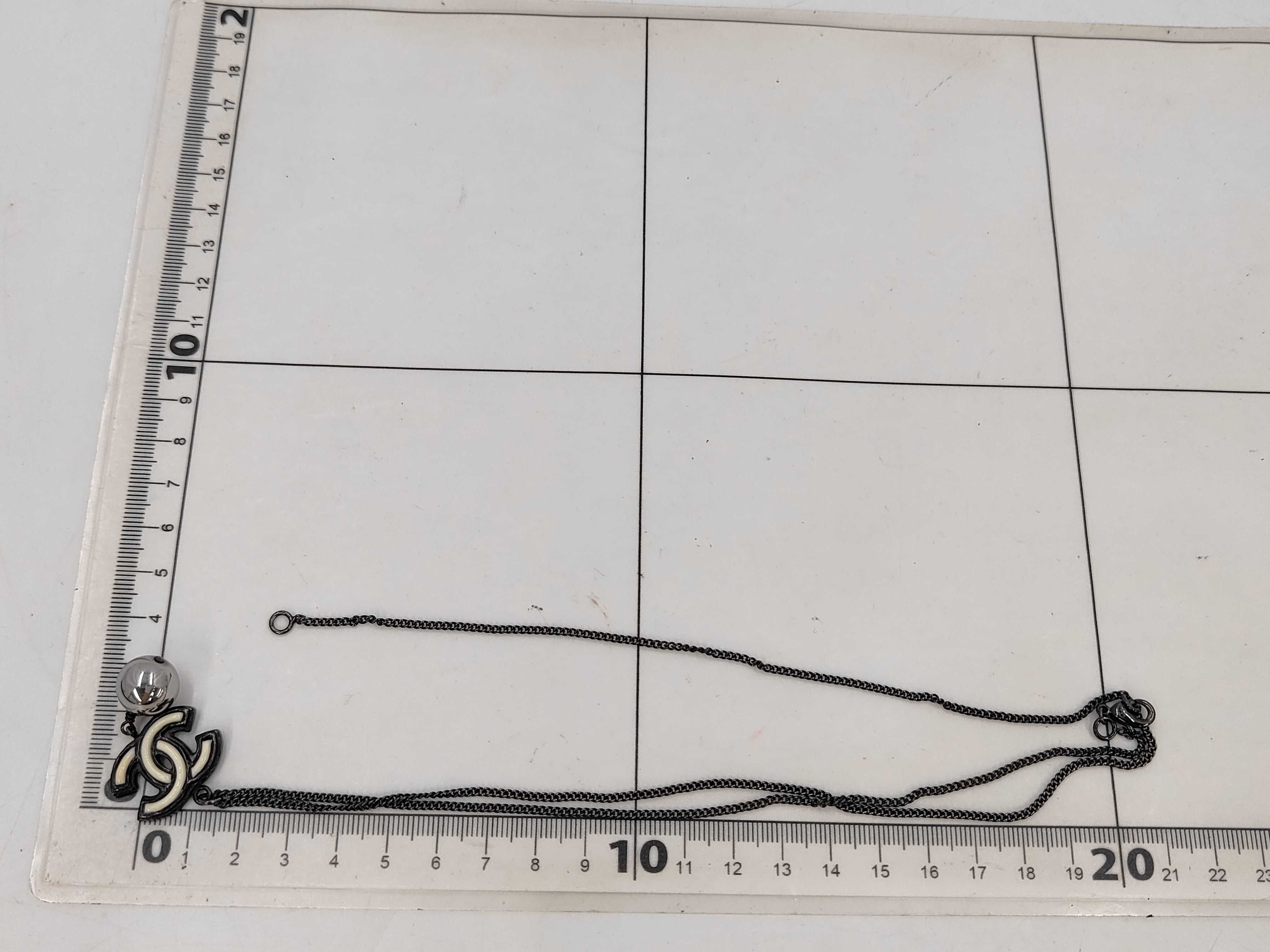 B13B Coco Mark Ball White x Black Necklace — view 7