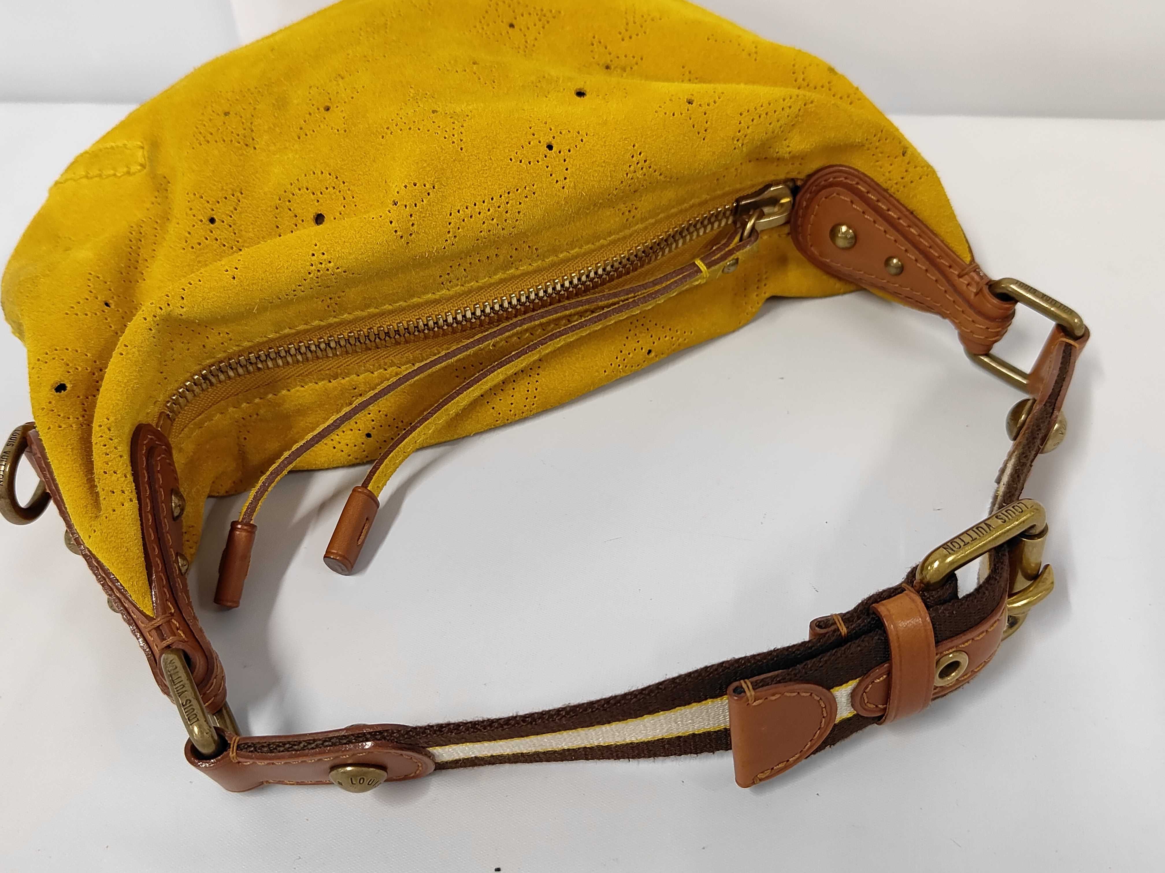 Onata PM Mahina Suede M95121 Handbag — view 3