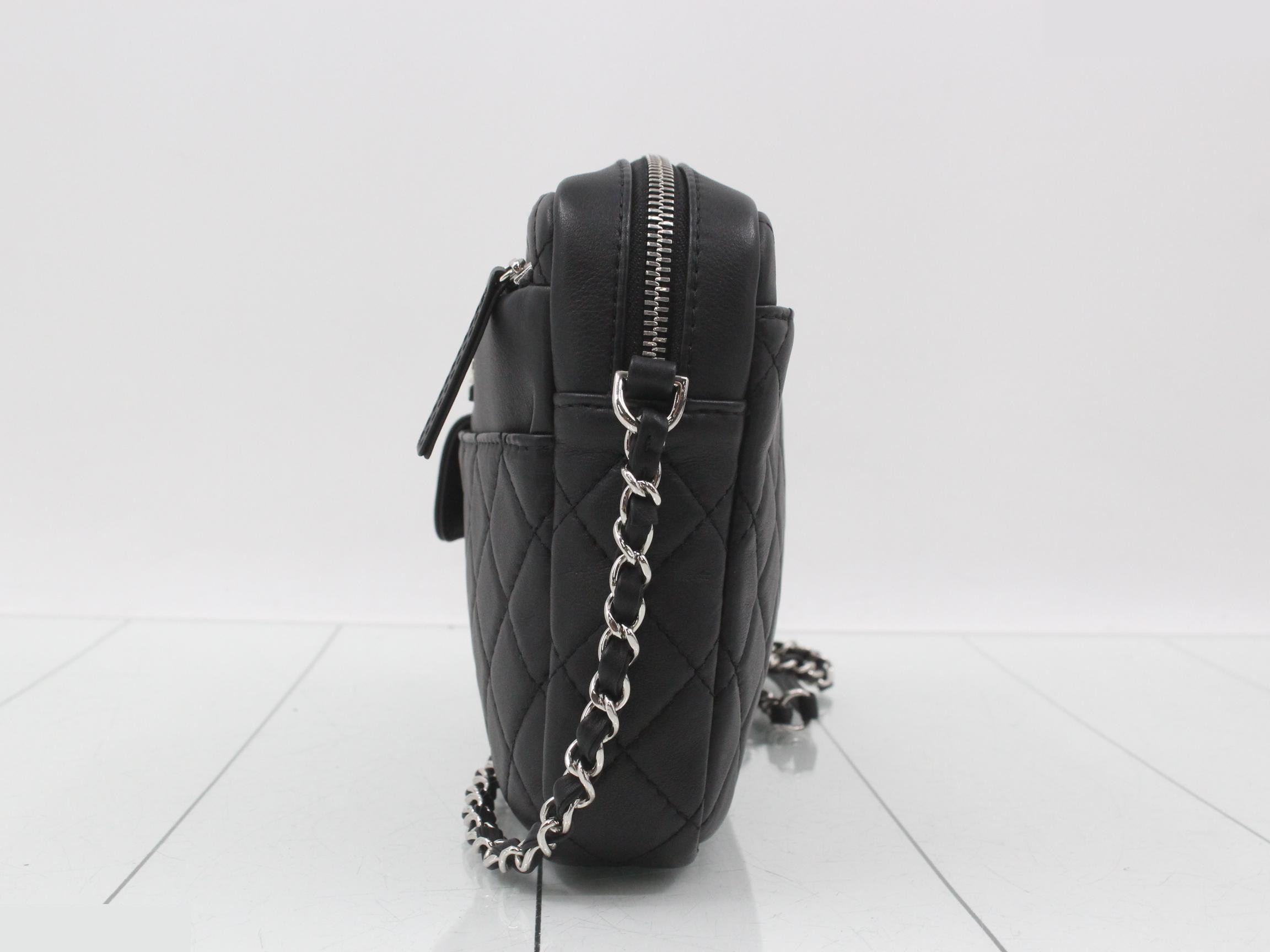 Matelassé Camera Bag Chain Shoulder Bag — view 3