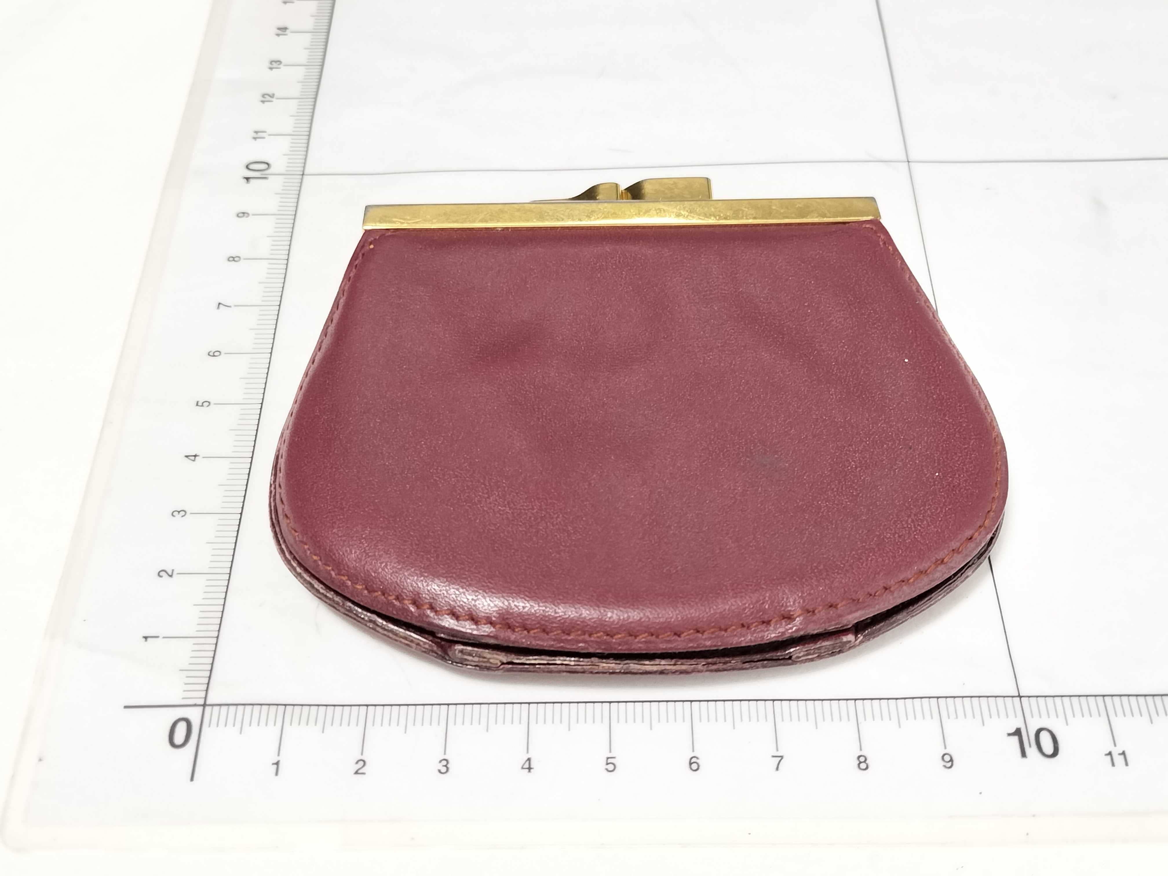 Must Line coin purse — view 2