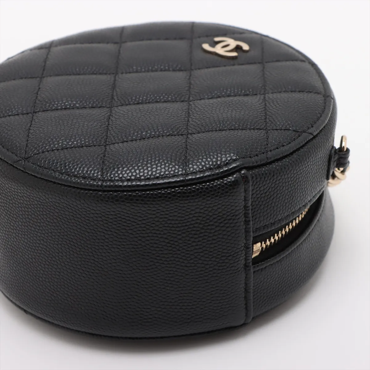 Matelasse caviar skin chain shoulder bag black gold hardware 30744885 30s — view 3