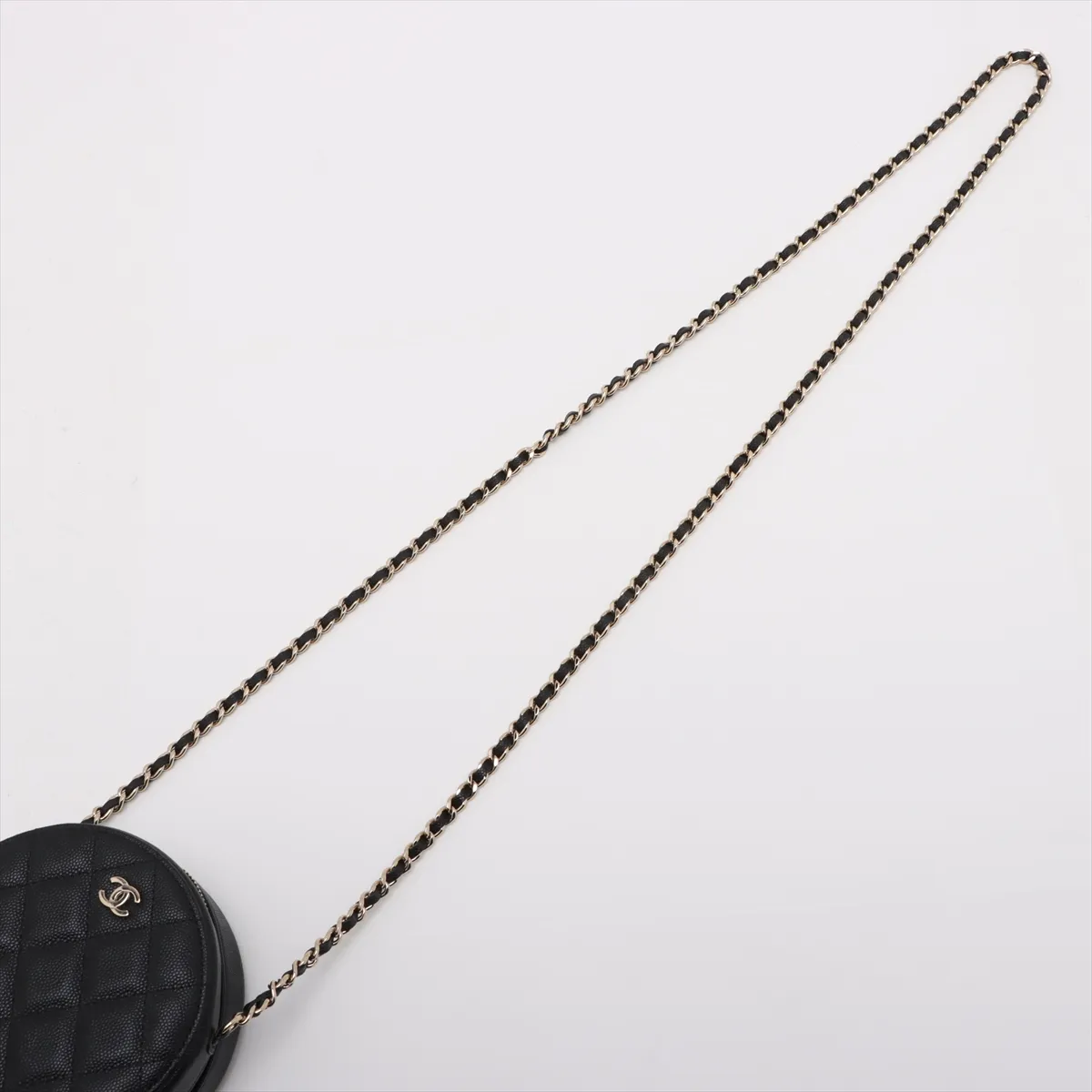 Matelasse caviar skin chain shoulder bag black gold hardware 30744885 30s — view 5