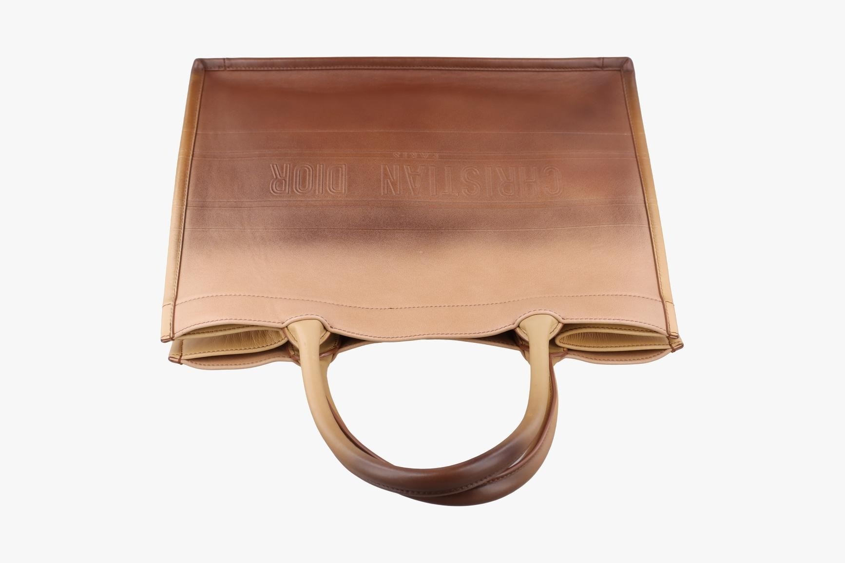 Book Tote Leather Brown — view 5