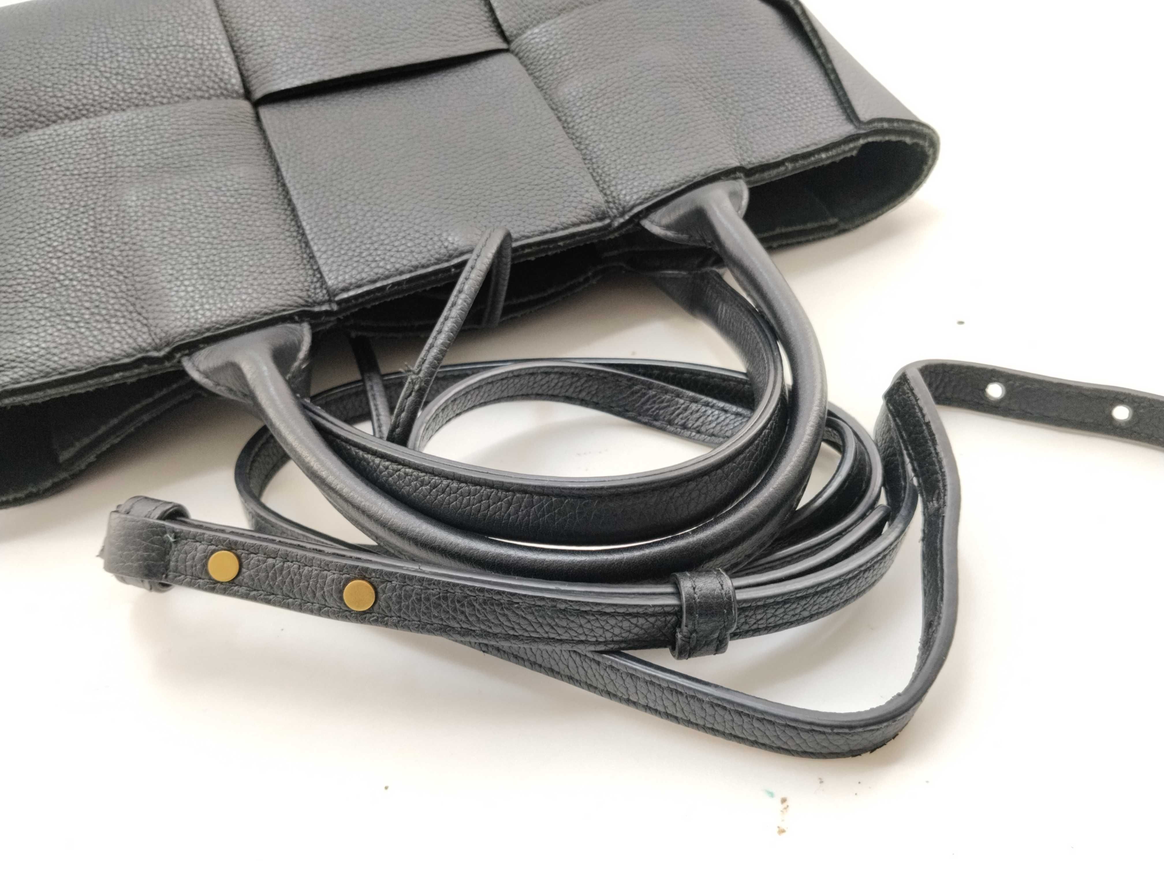 Maxi Intrecciato Arcomini Tote Bag, Leather, RFID, Black, Shoulder Strap/Pouch, Handbag — view 14