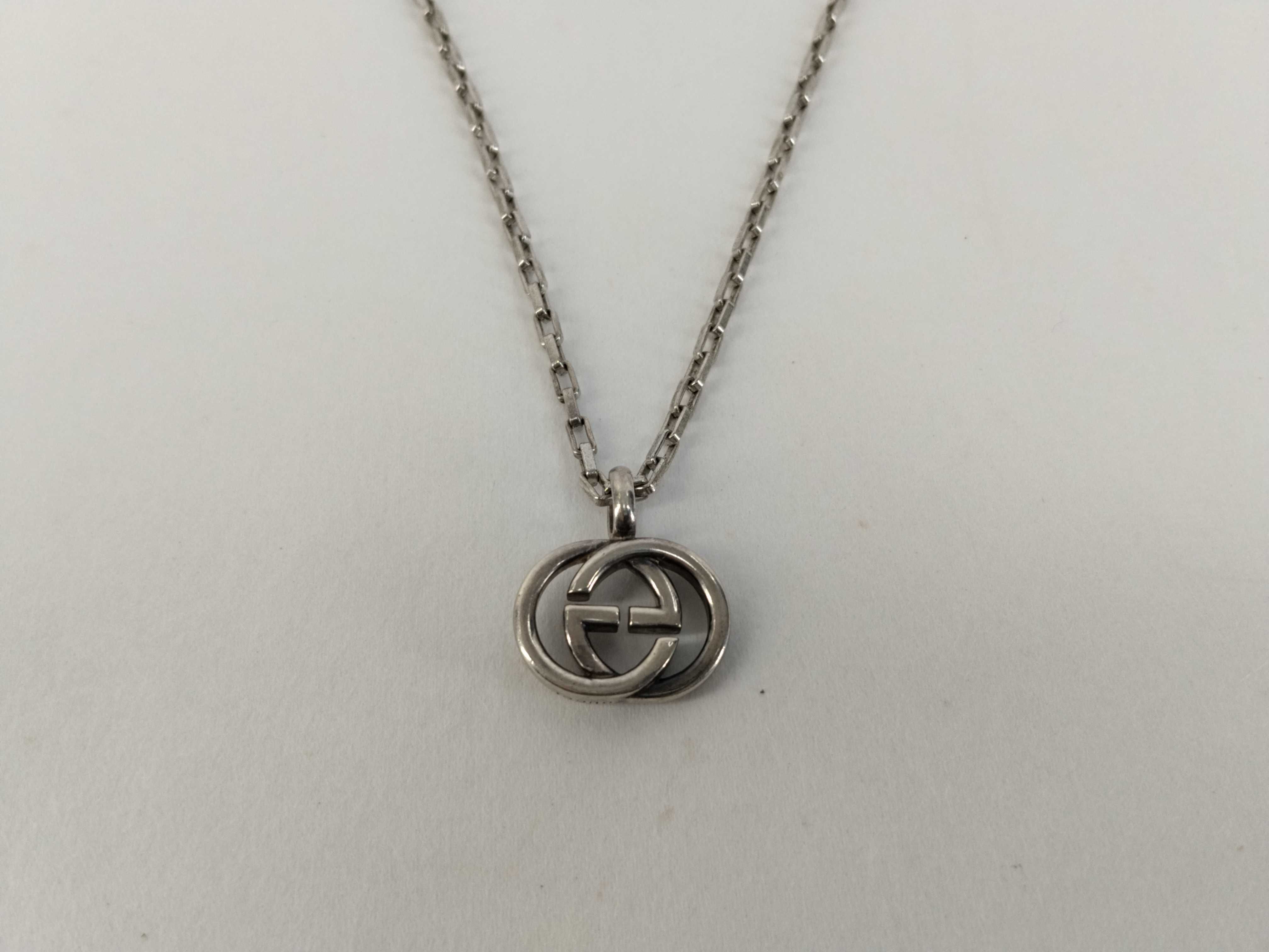 necklace — view 2