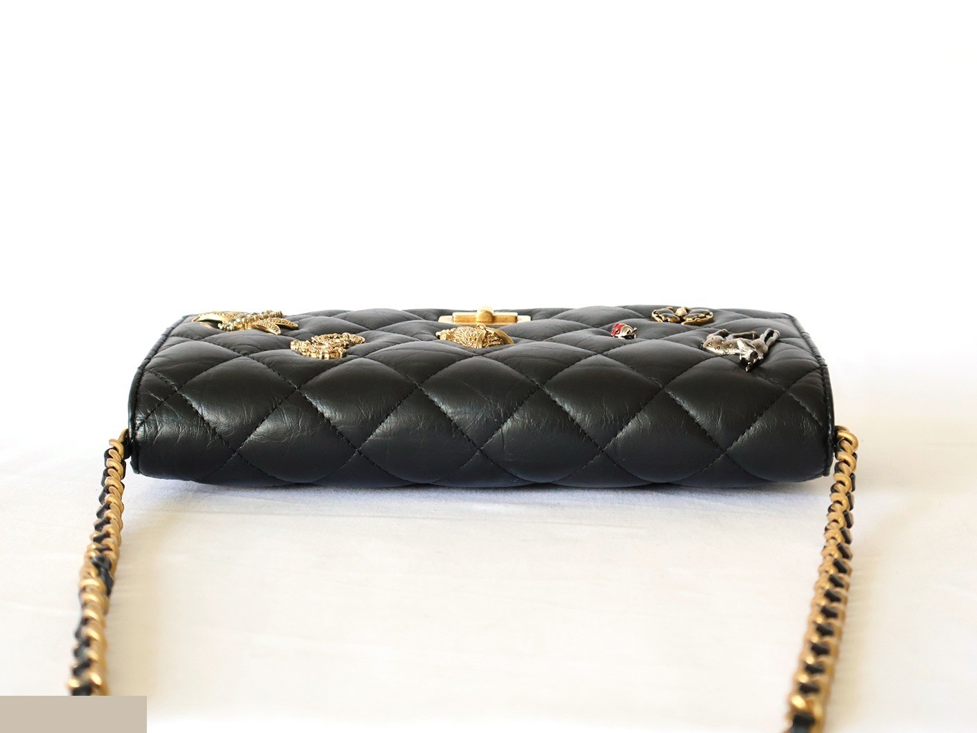 Vintage calfskin charm chain wallet, black — view 5
