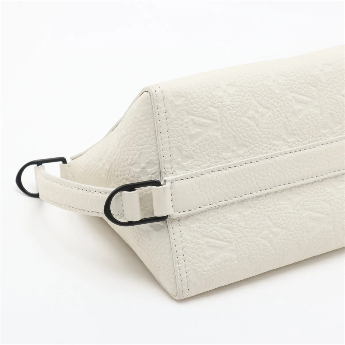 Monogram Empreinte Triangle Messenger M55927 AR4109 White RFID reaction available — view 4