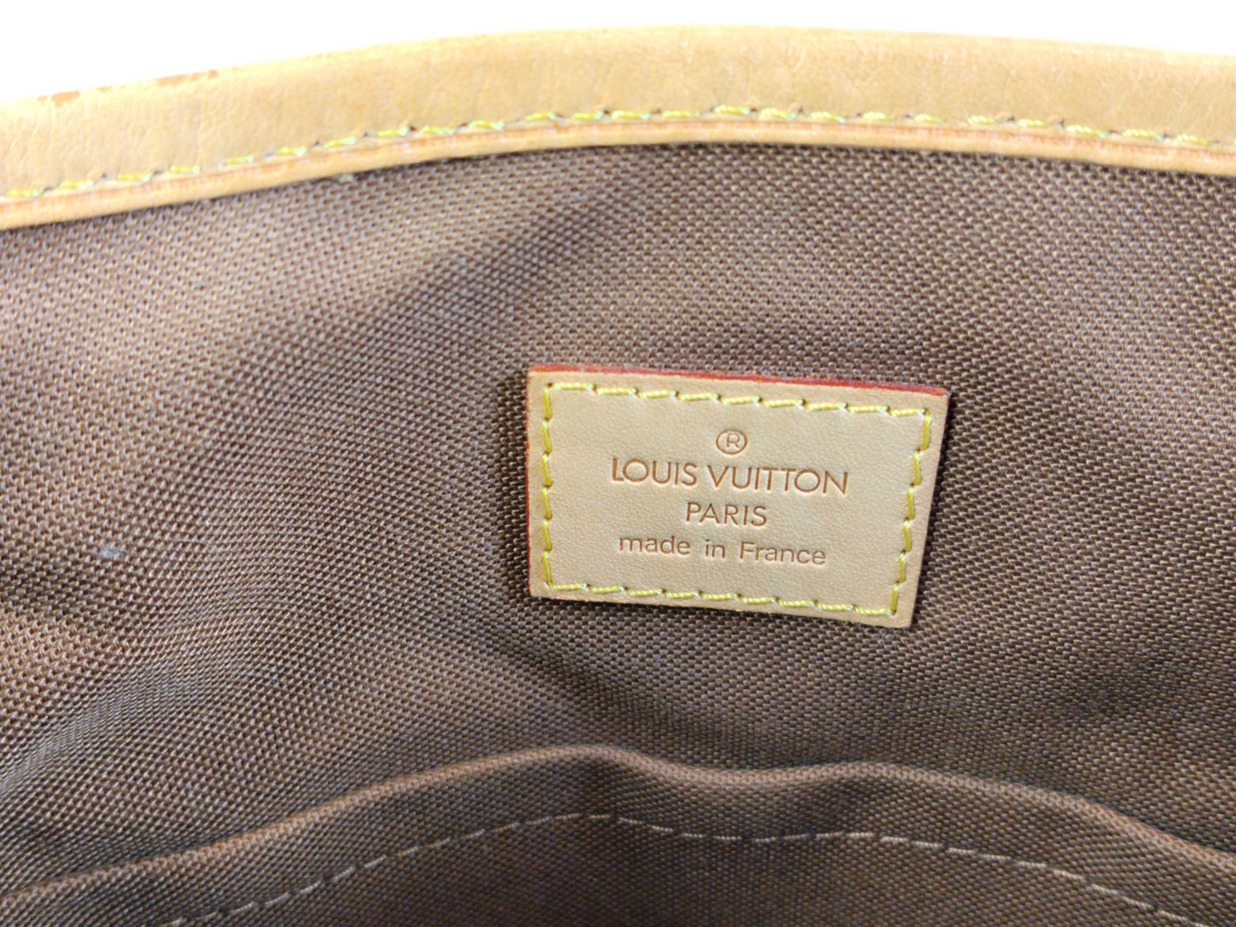 Monogram Batignolles M51156 VI0016 Brown Handbag — view 11