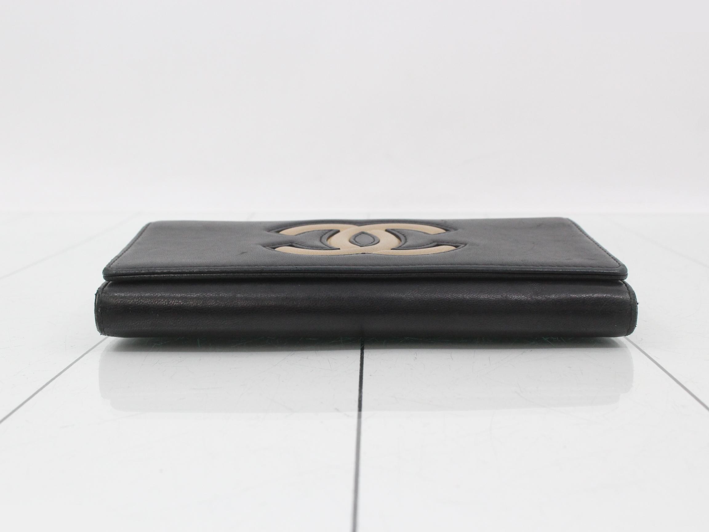 Leather Coco Mark Bi-fold Long Wallet — view 3