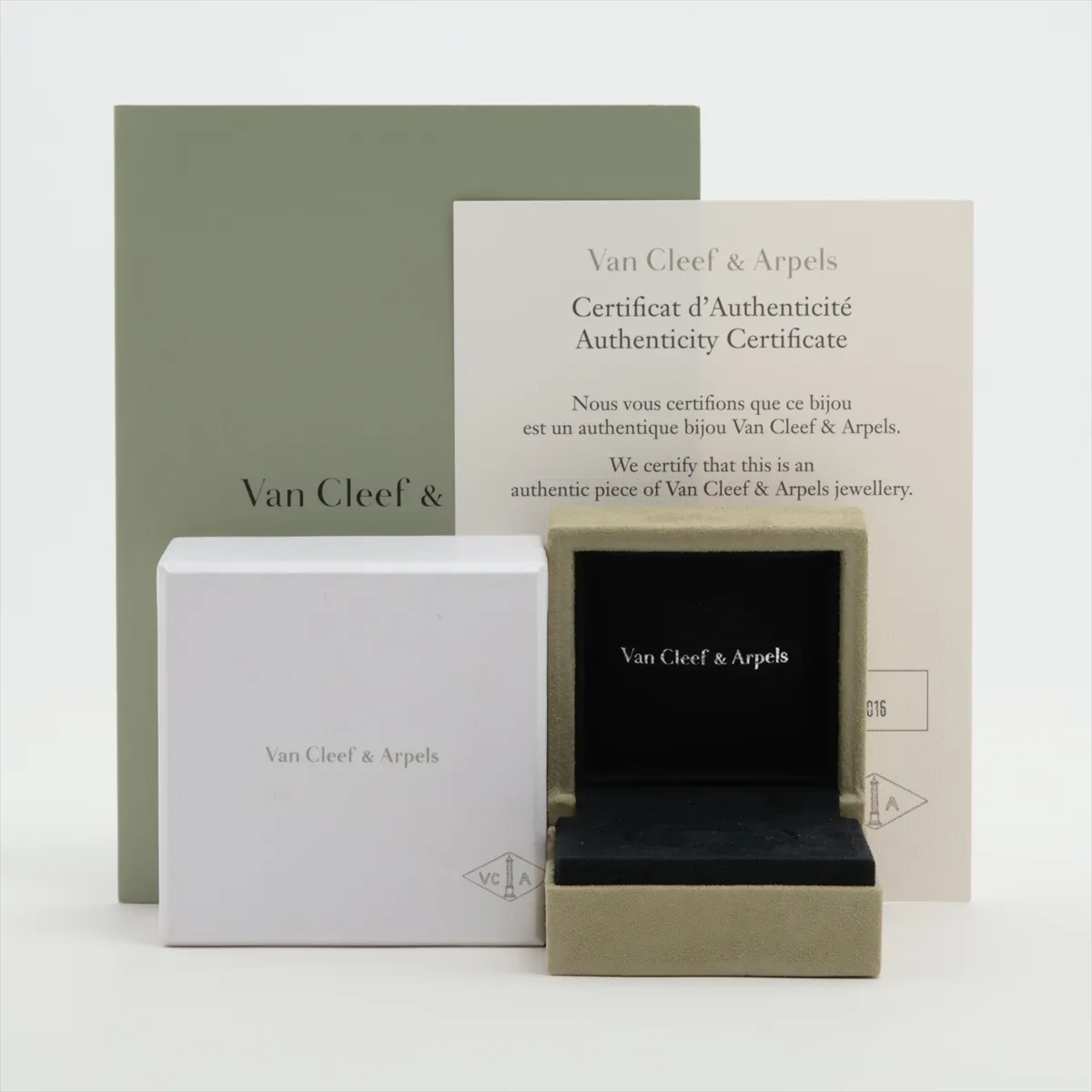Perlee Onyx Ring 750 (Yellow Gold) 6.3g Size 50 JE179726 — view 7