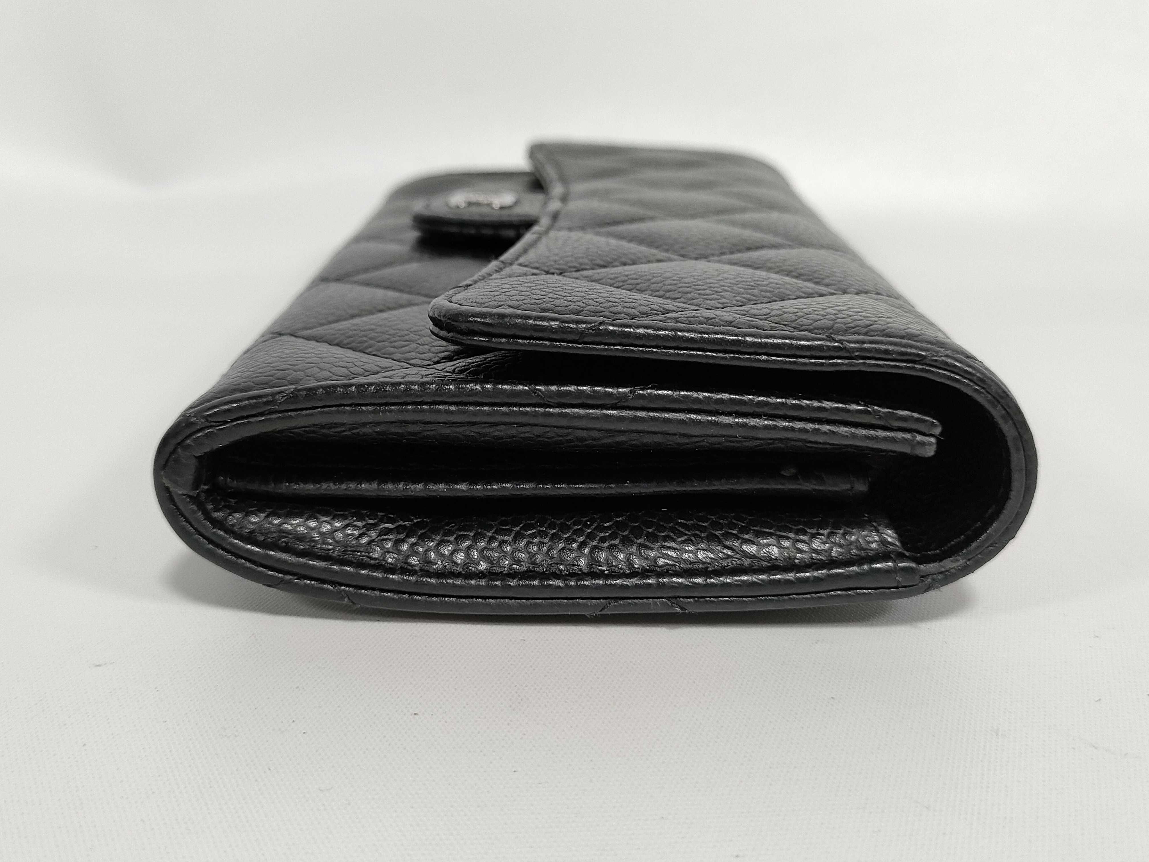 Caviar Skin Matelassé Bi-fold Wallet — view 3