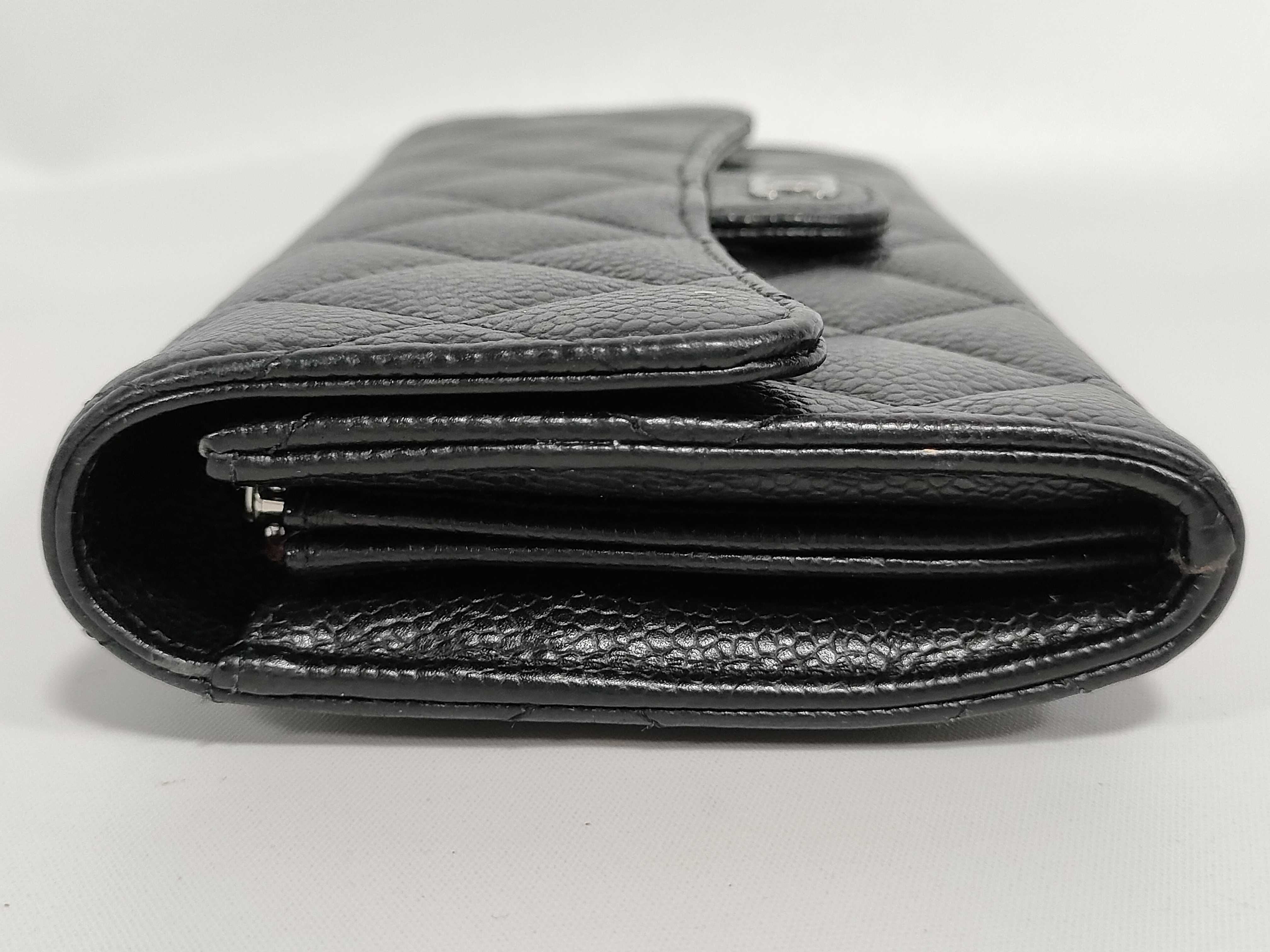 Caviar Skin Matelassé Bi-fold Wallet — view 6