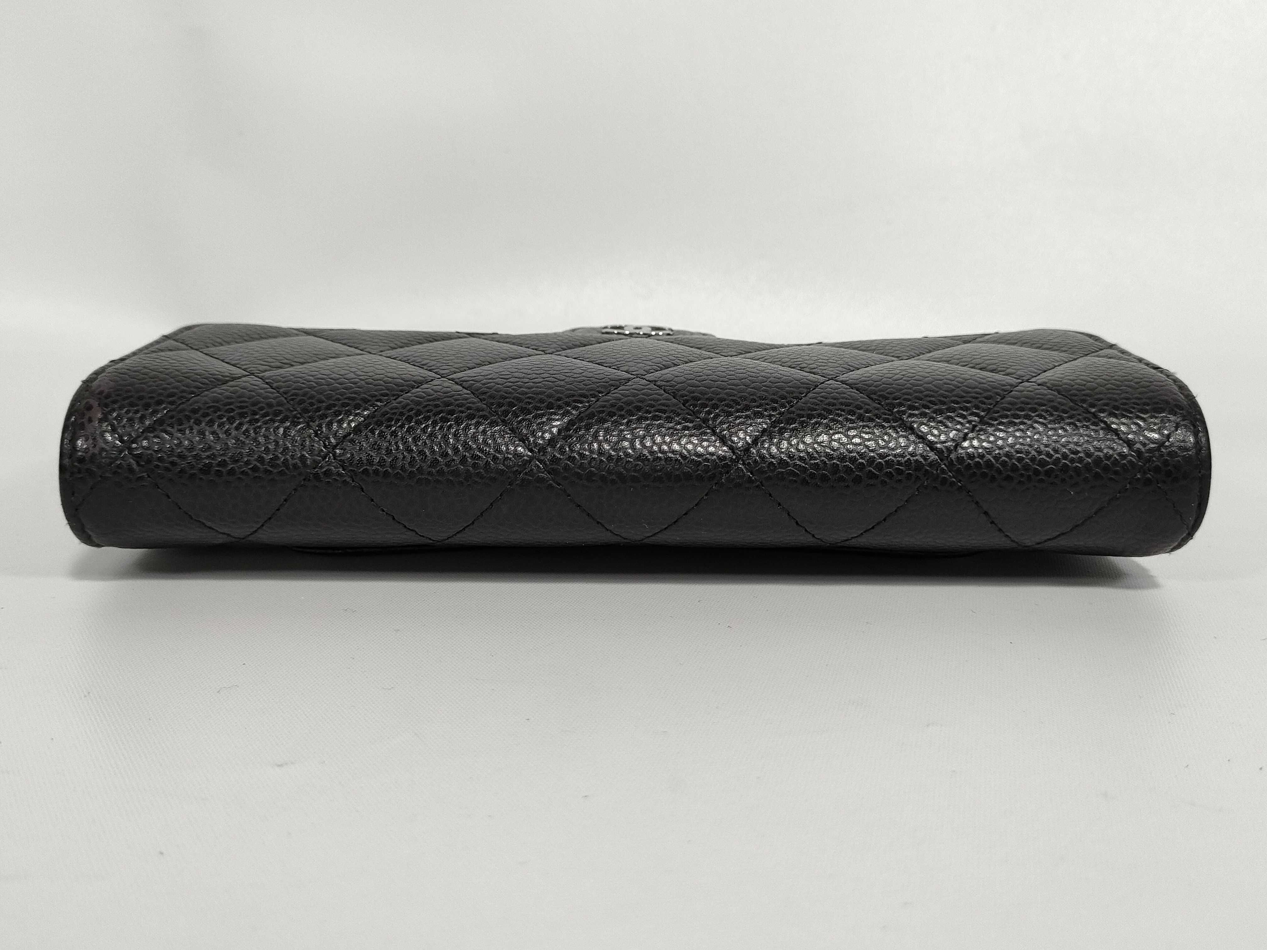Caviar Skin Matelassé Bi-fold Wallet — view 7