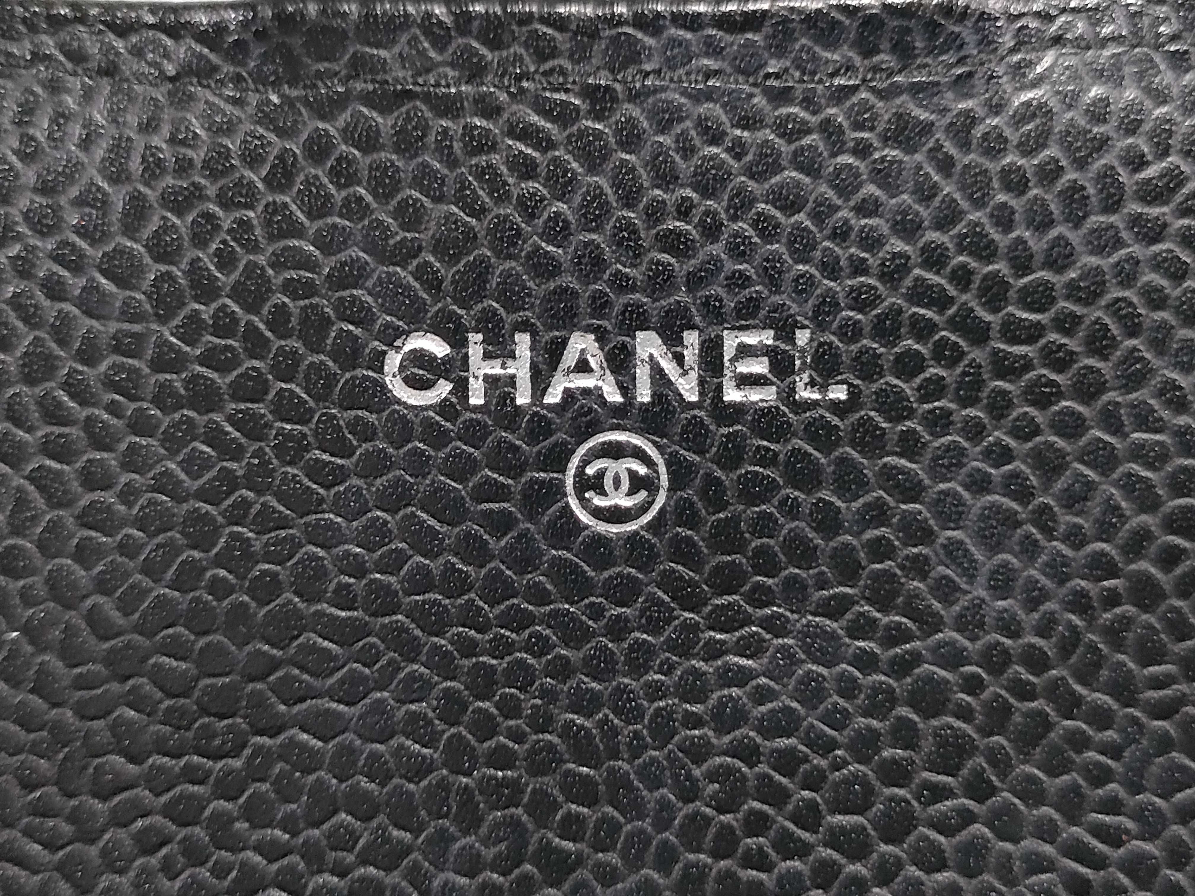 Caviar Skin Matelassé Bi-fold Wallet — view 10