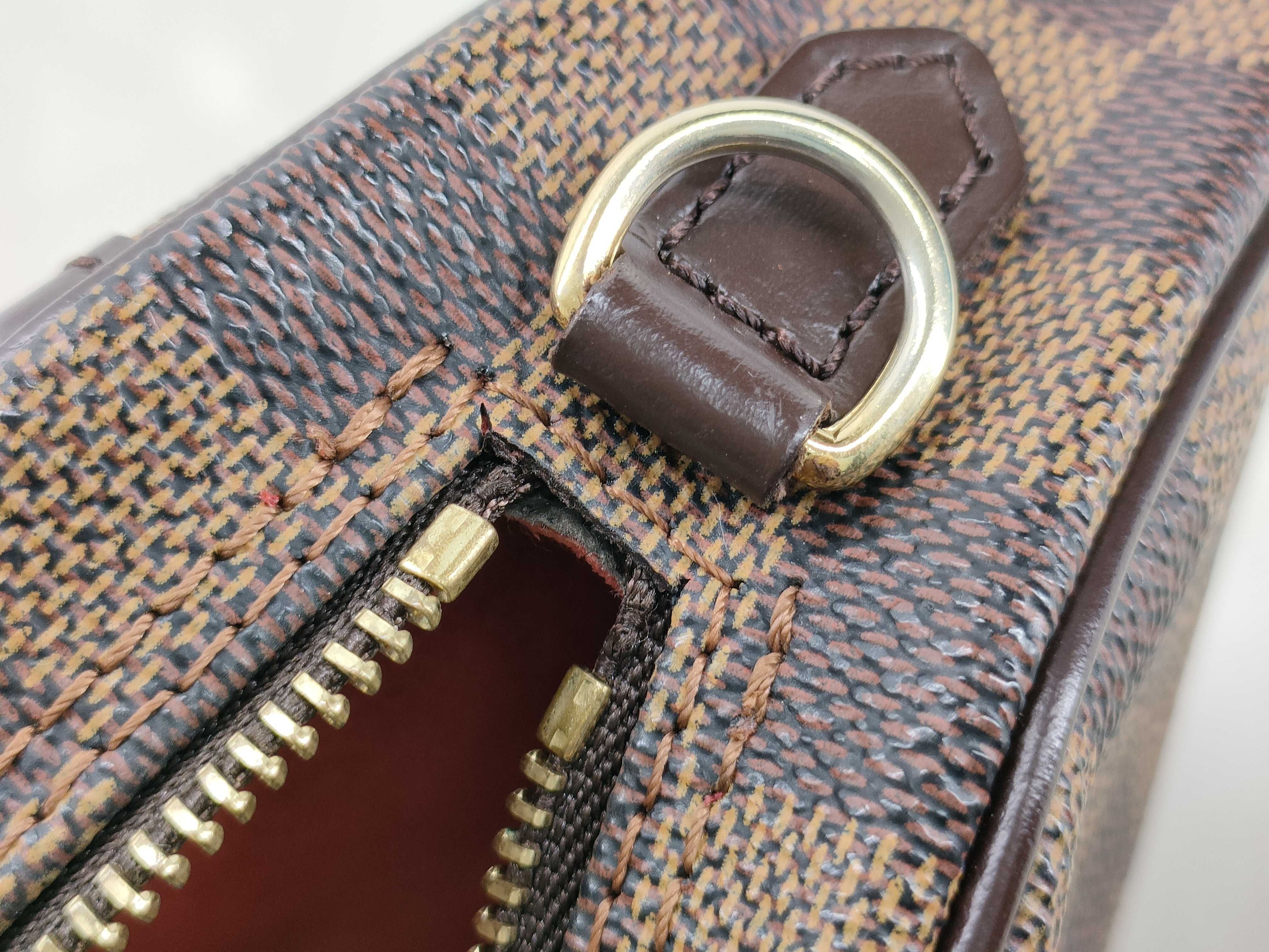 Damier Louis Vuitton Pochette Ipanema Damier Pouch — view 15