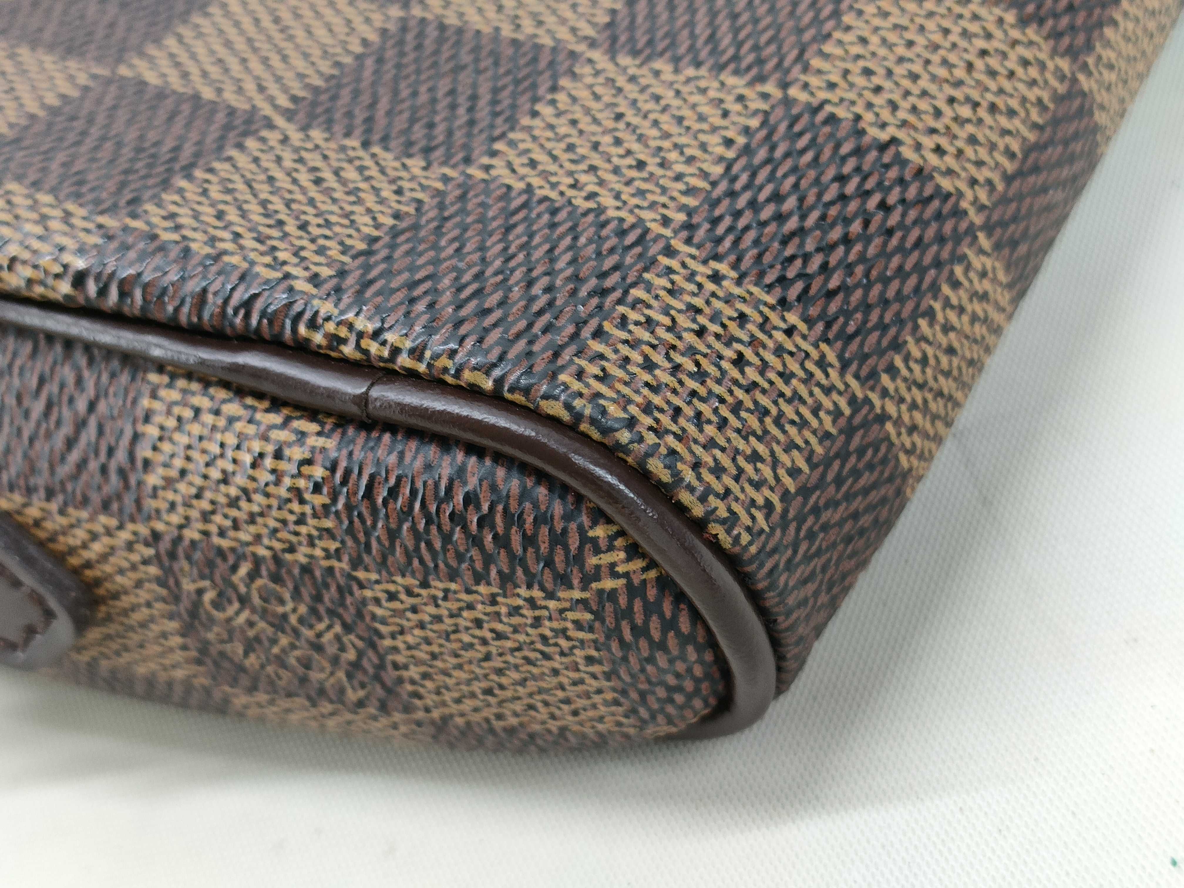 Damier Louis Vuitton Pochette Ipanema Damier Pouch — view 4